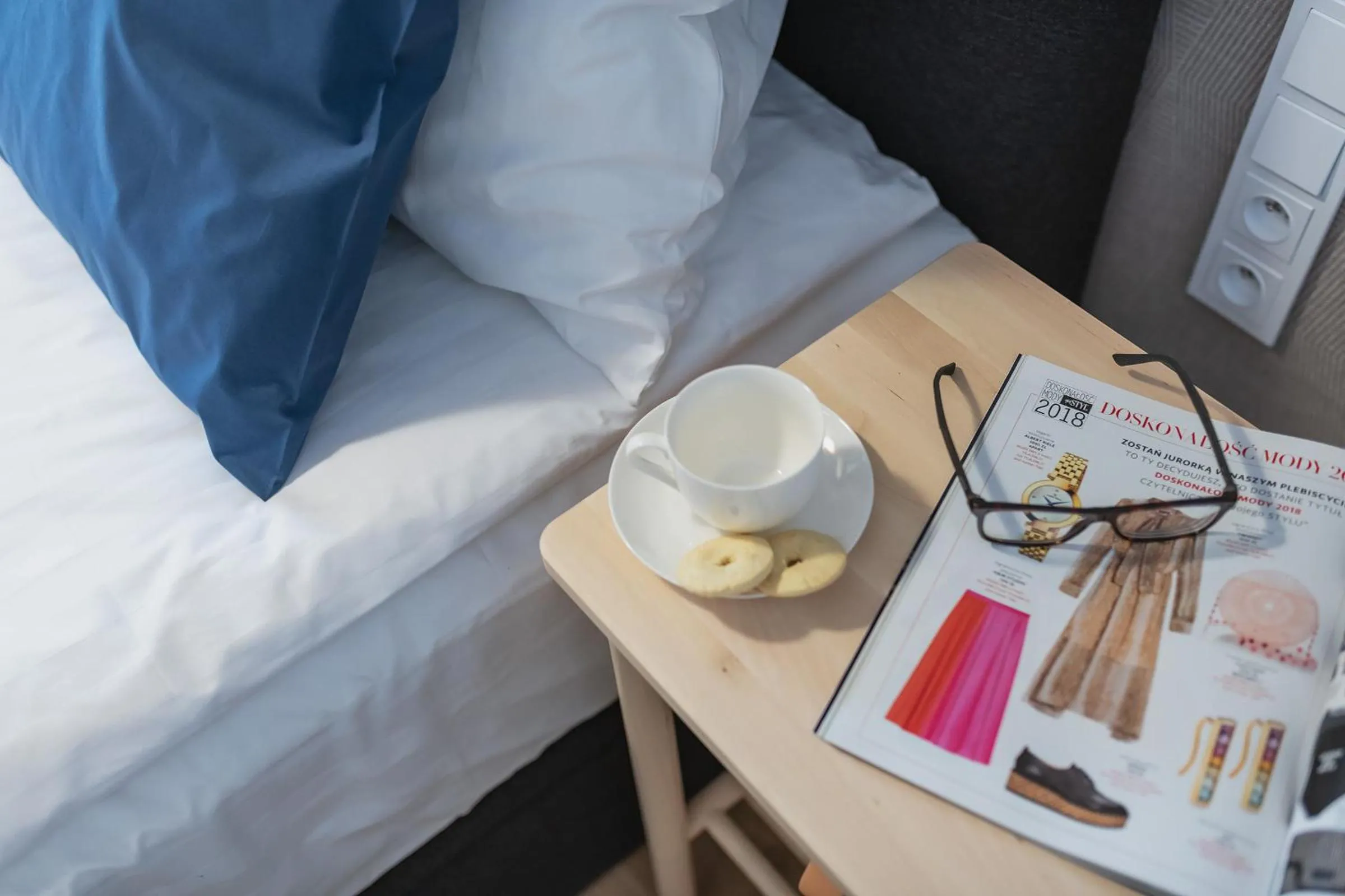 Bed in YourSecondFlat Grzybowska