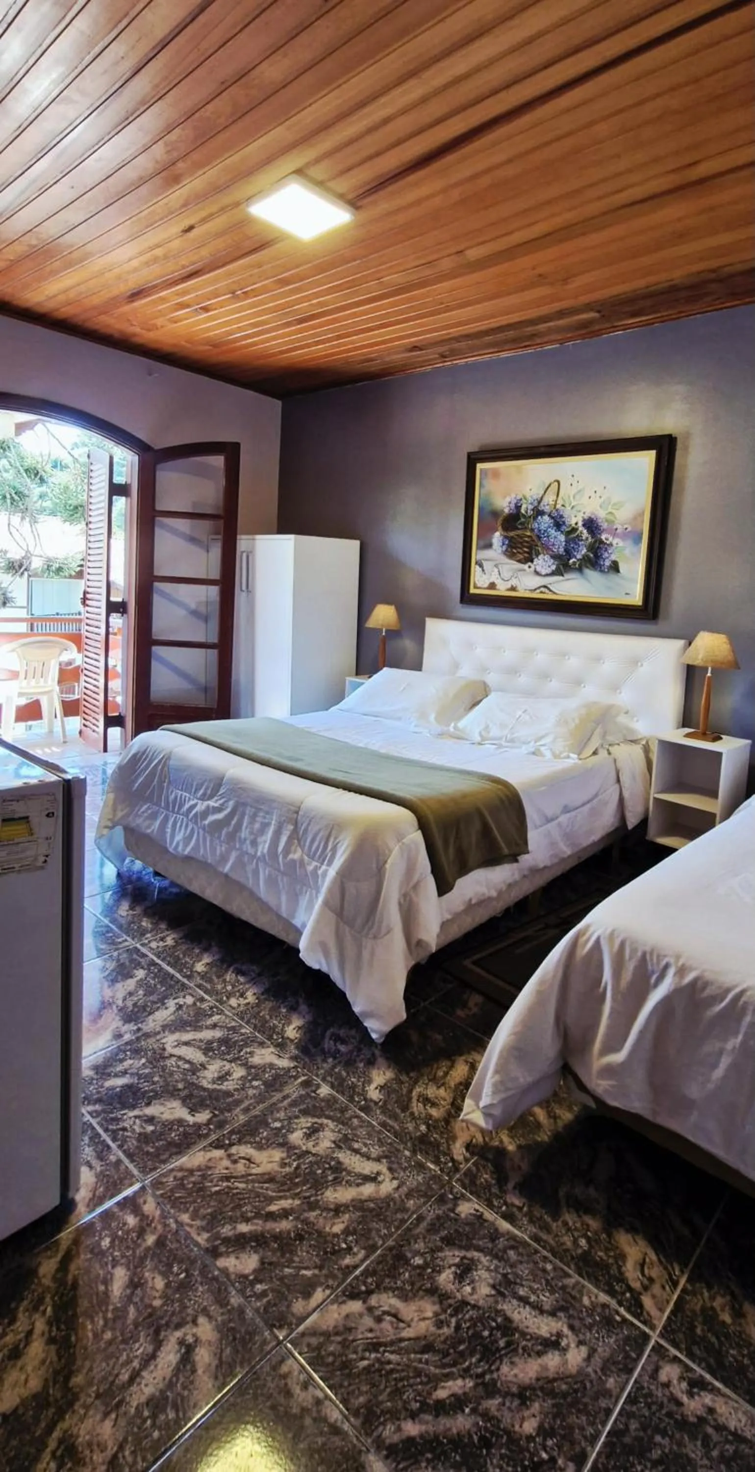 Photo of the whole room, Bed in Pousada da Lua