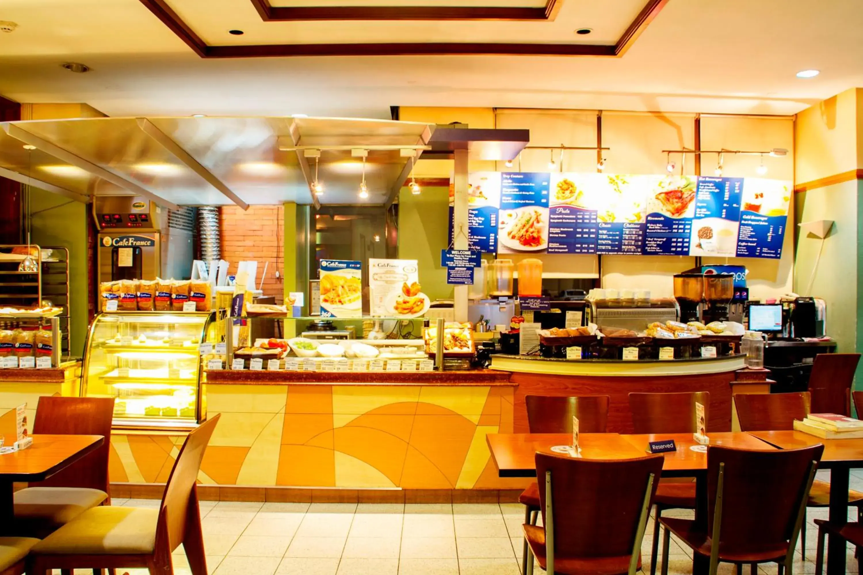 Restaurant/places to eat in AIM Conference Center Restaurant/places to eat in AIM Conference Center