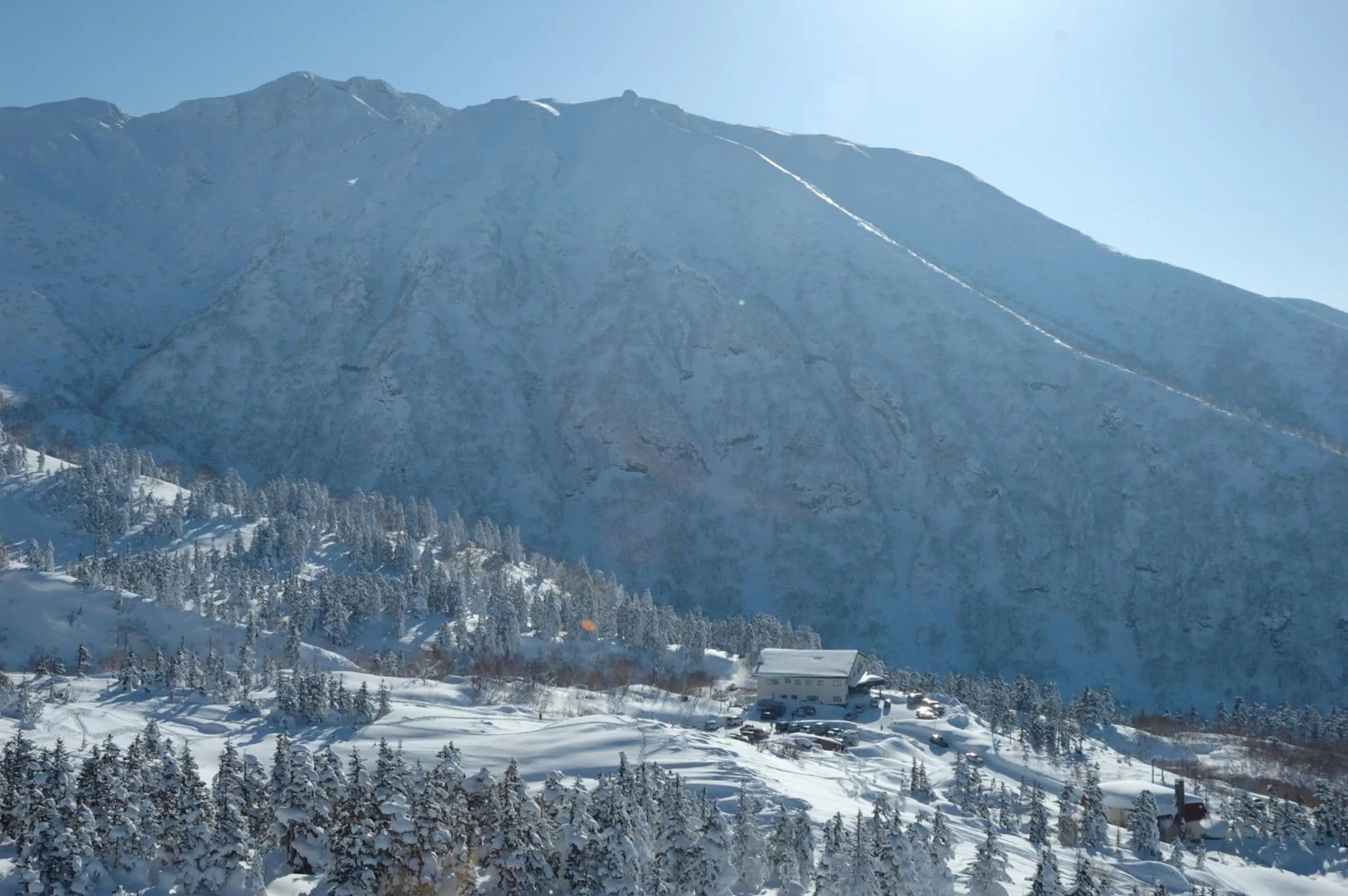 Property building in Ryounkaku