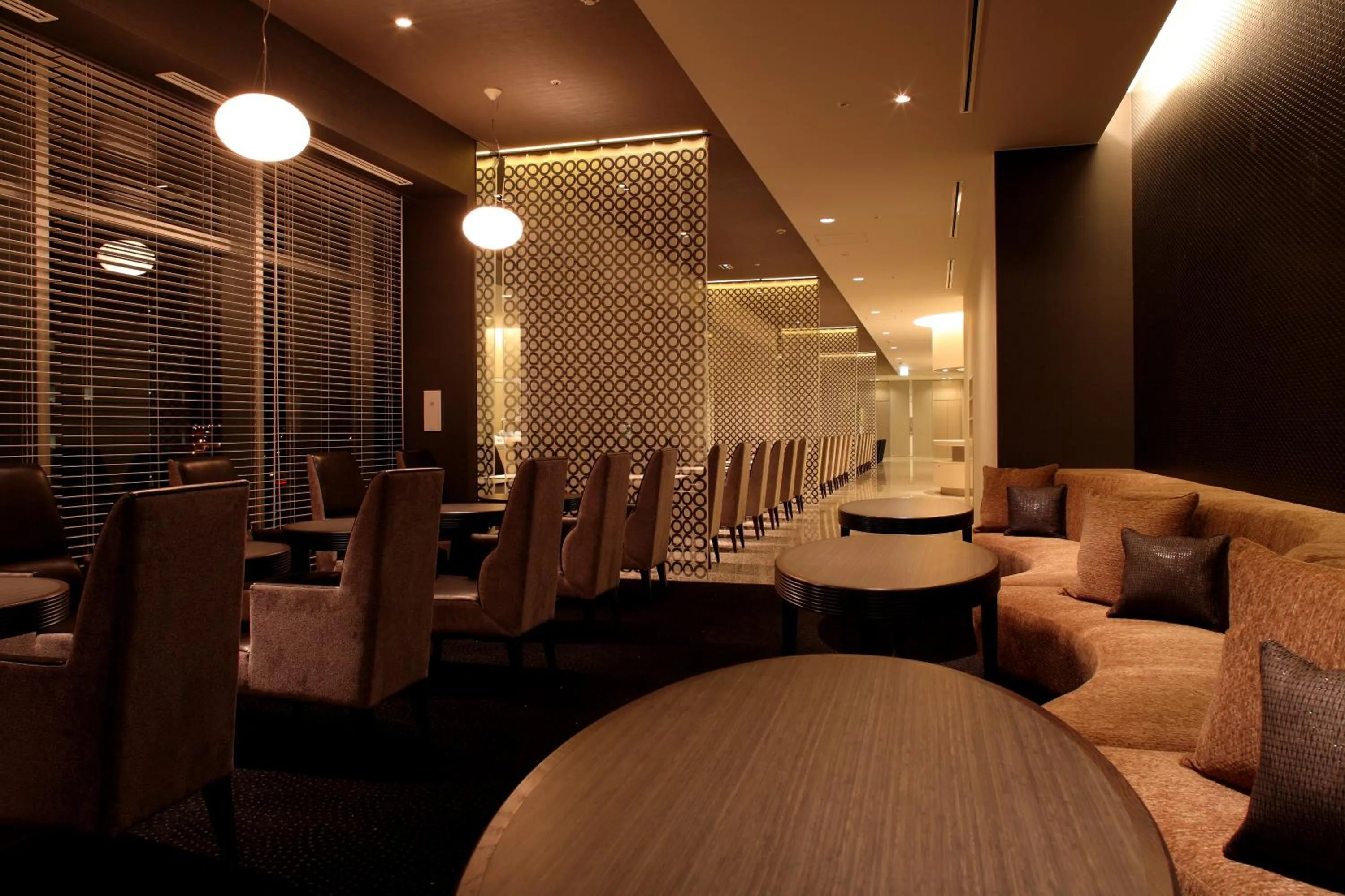 Restaurant/places to eat in Naha Tokyu REI Hotel