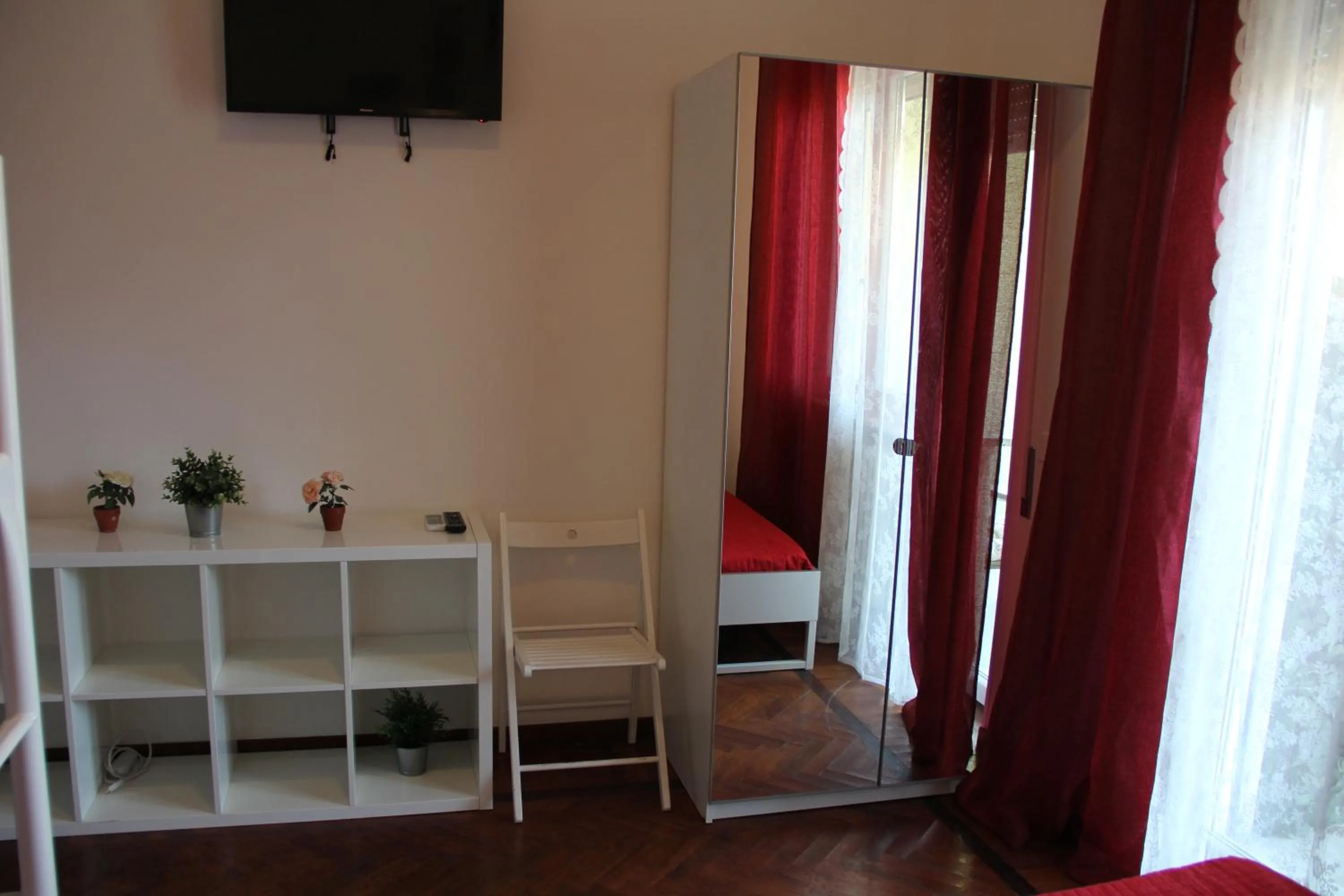 Bed in Domus Vatican Holiday's