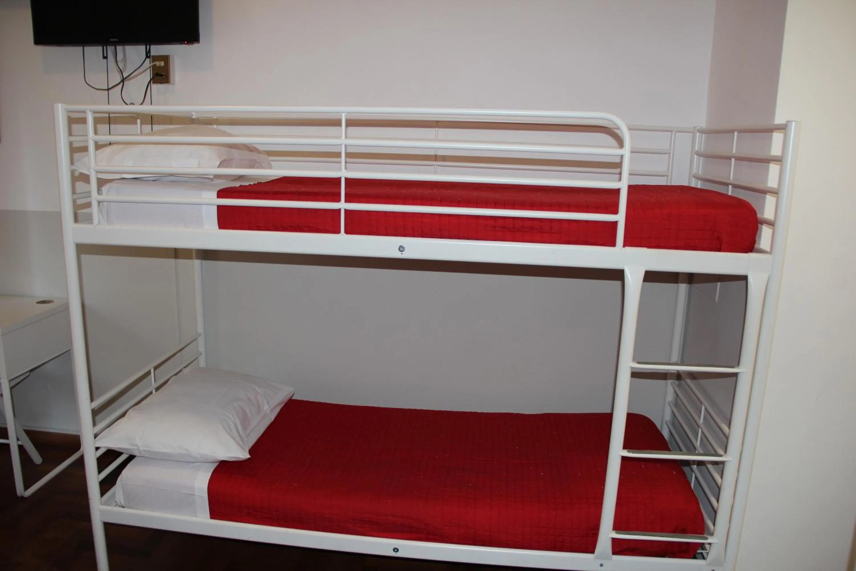 Bed in Domus Vatican Holiday's