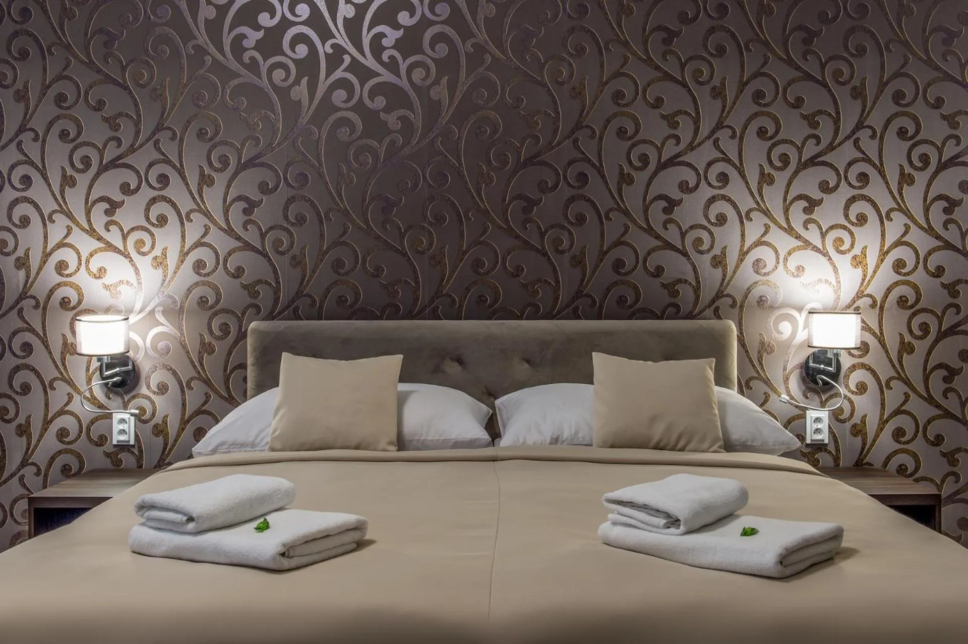 Bedroom, Bed in Black Horse