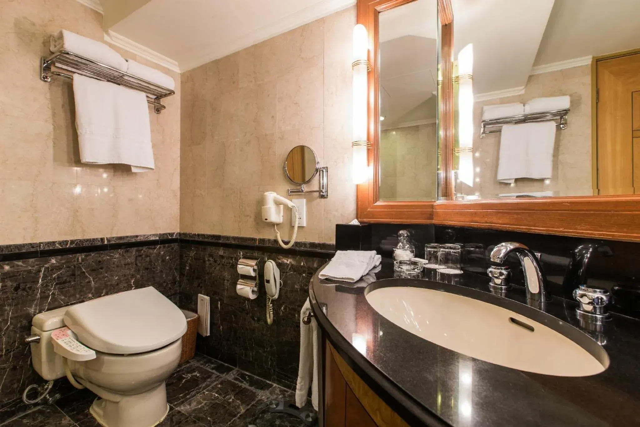 Bathroom in Ruishi Hotel Dalian Bathroom in Ruishi Hotel Dalian