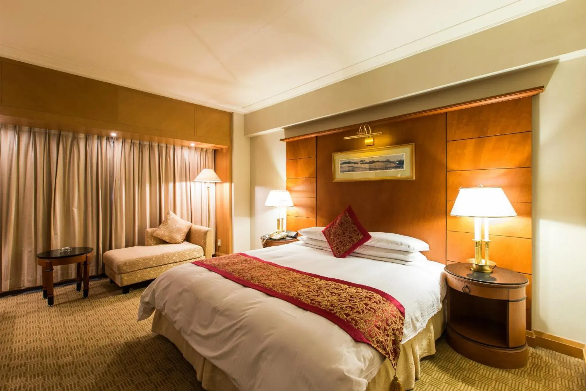 Photo of the whole room, Bed in Ruishi Hotel Dalian Photo of the whole room, Bed in Ruishi Hotel Dalian