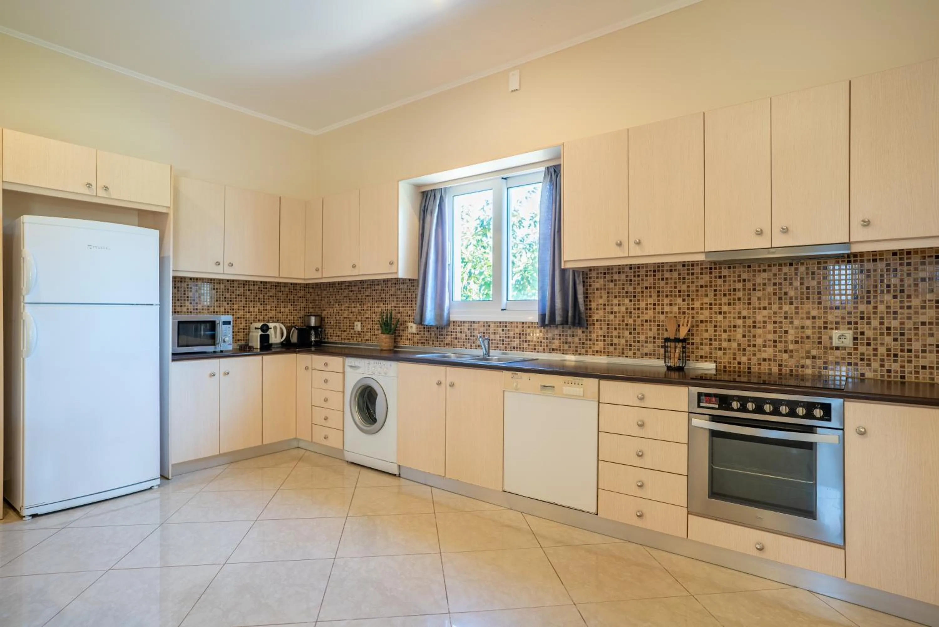 Dining area in Residence Poseidon