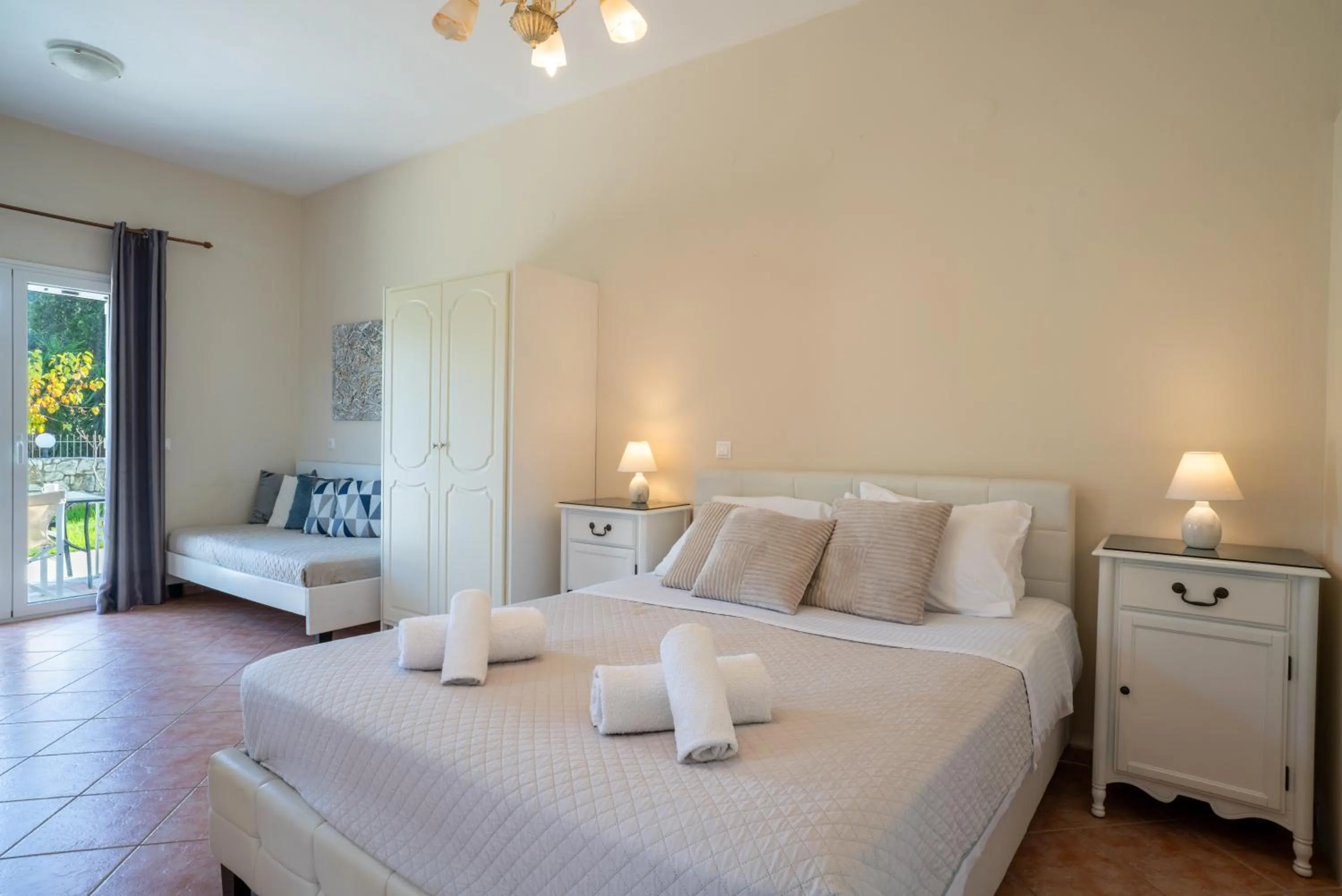 Bed in Residence Poseidon