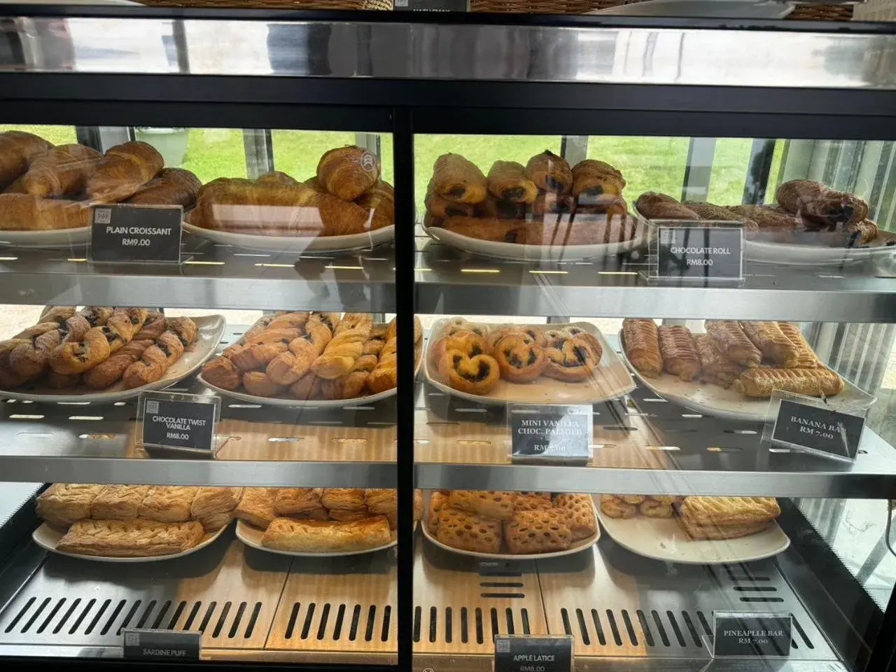 Food and drinks in The Jerai Hill Resort Food and drinks in The Jerai Hill Resort