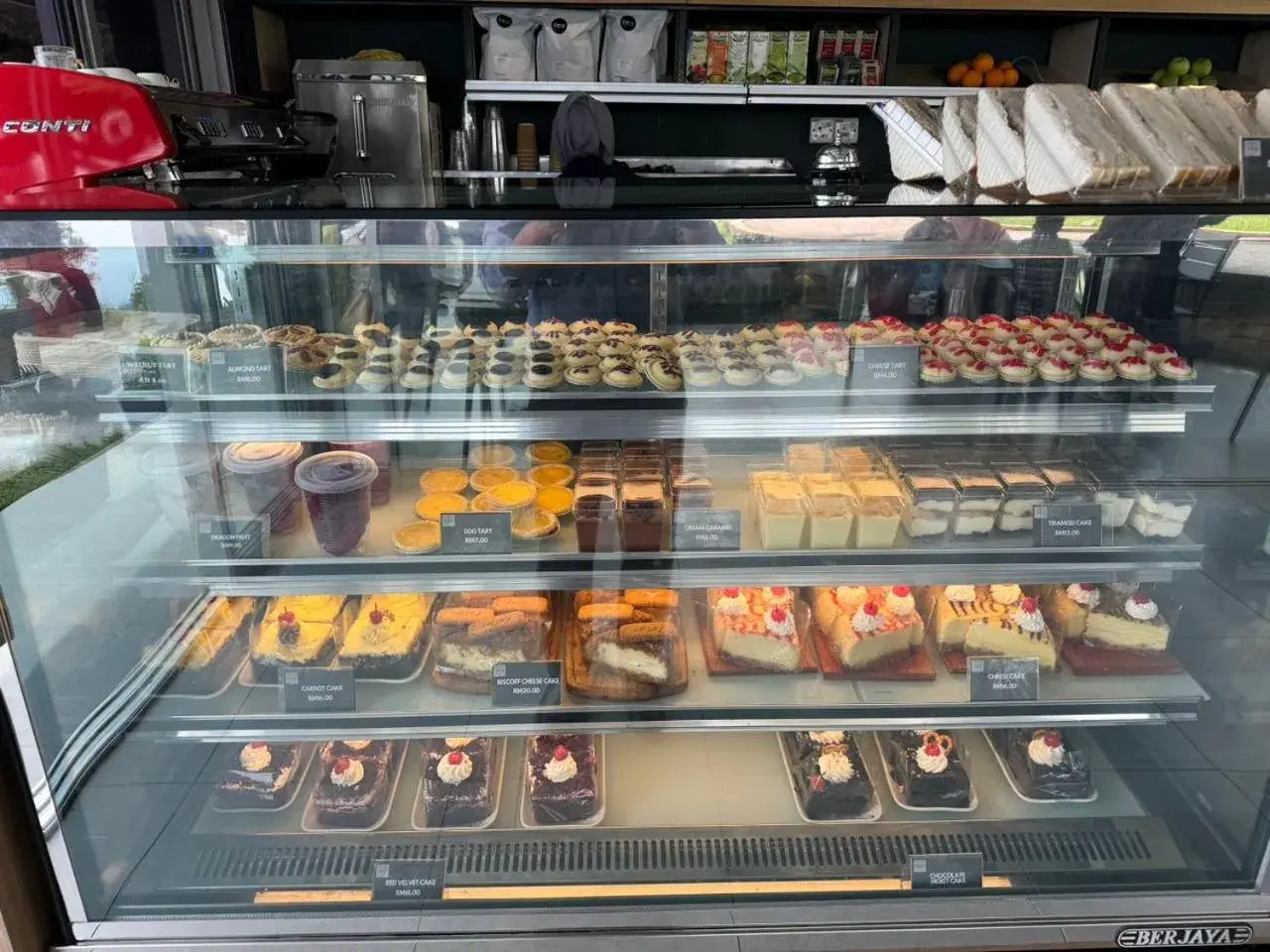 Food and drinks in The Jerai Hill Resort Food and drinks in The Jerai Hill Resort