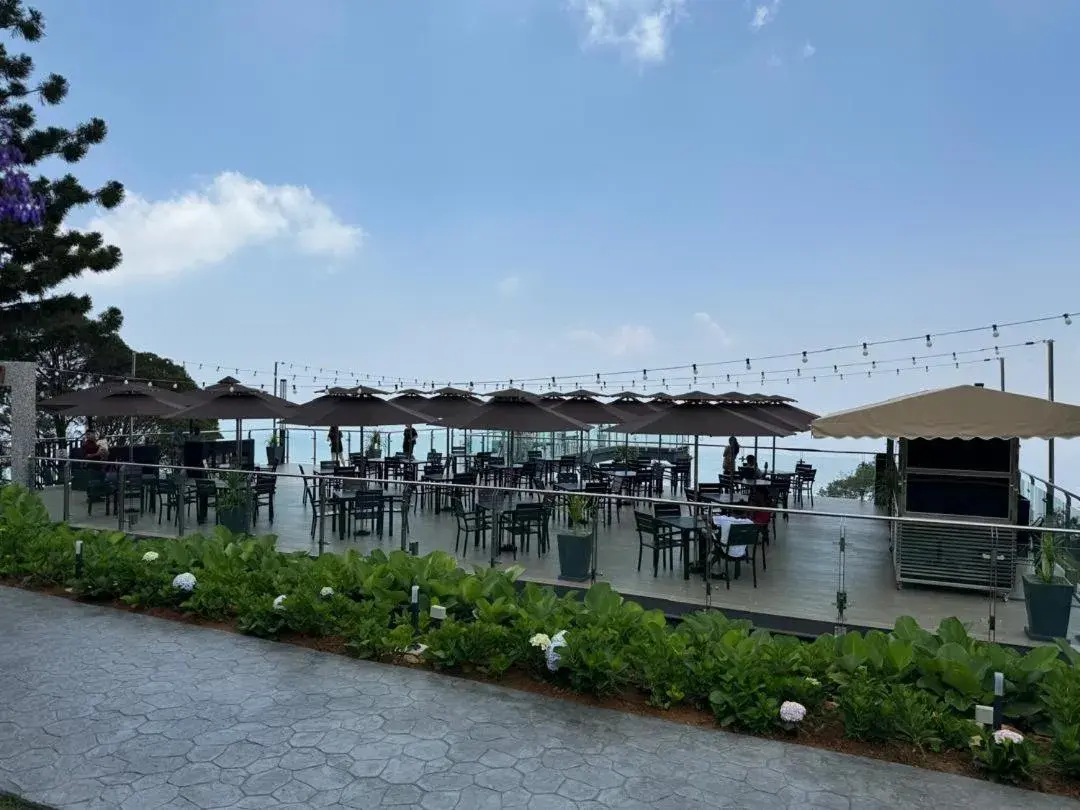 Restaurant/places to eat in The Jerai Hill Resort Restaurant/places to eat in The Jerai Hill Resort