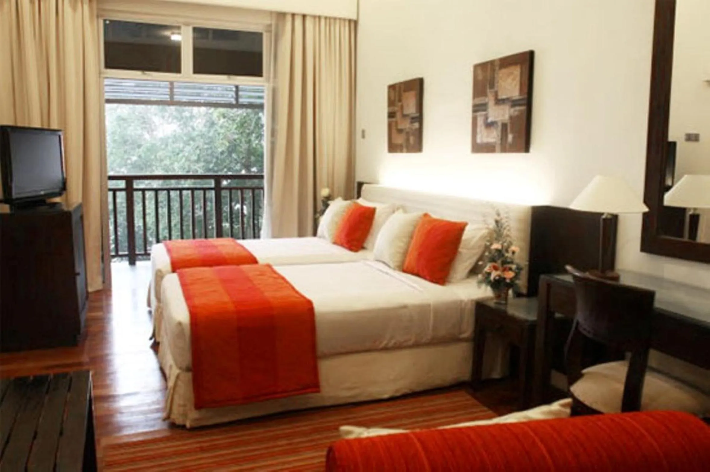 Photo of the whole room, Bed in The Jerai Hill Resort