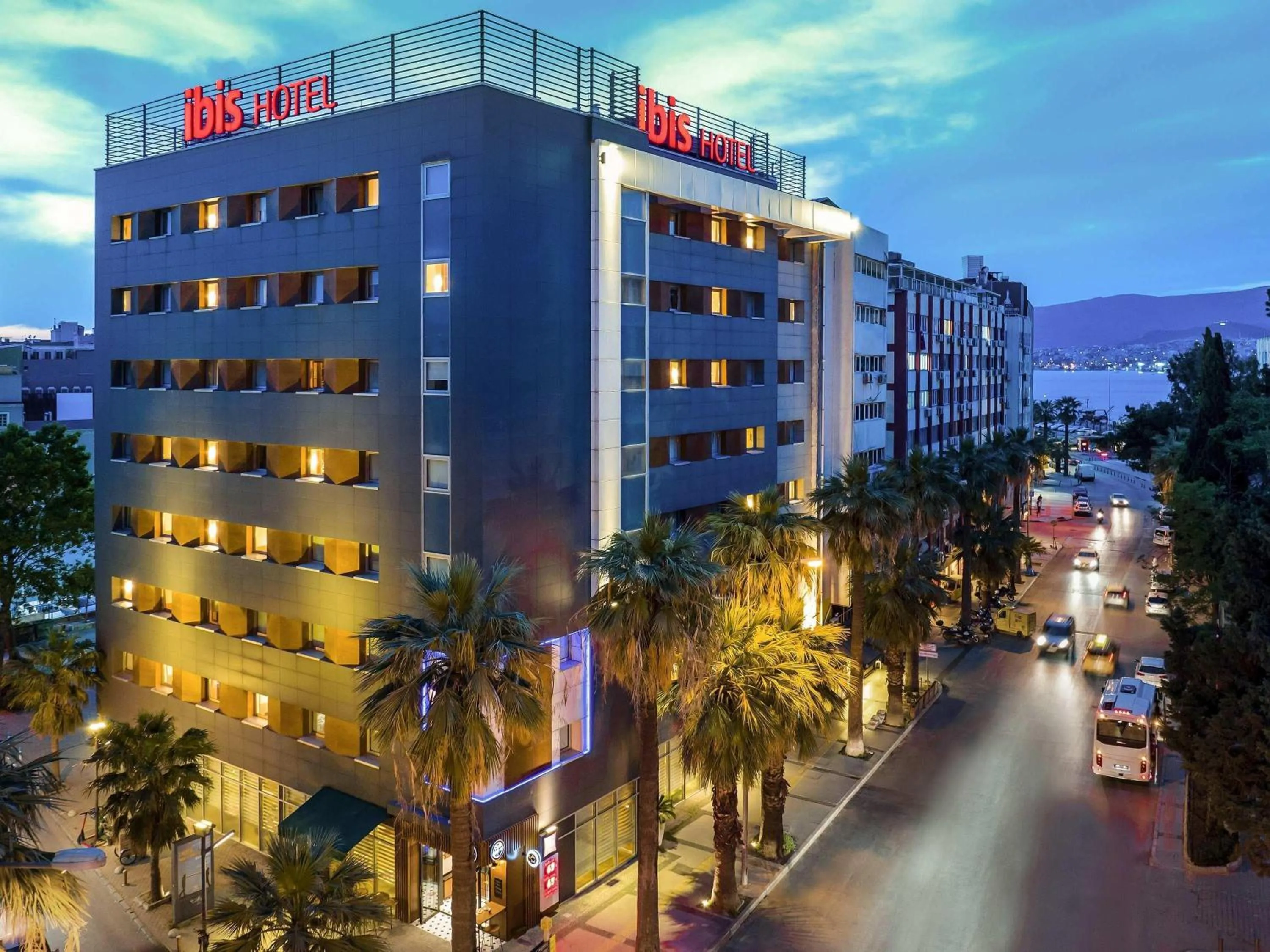 Property building in Ibis Izmir Alsancak