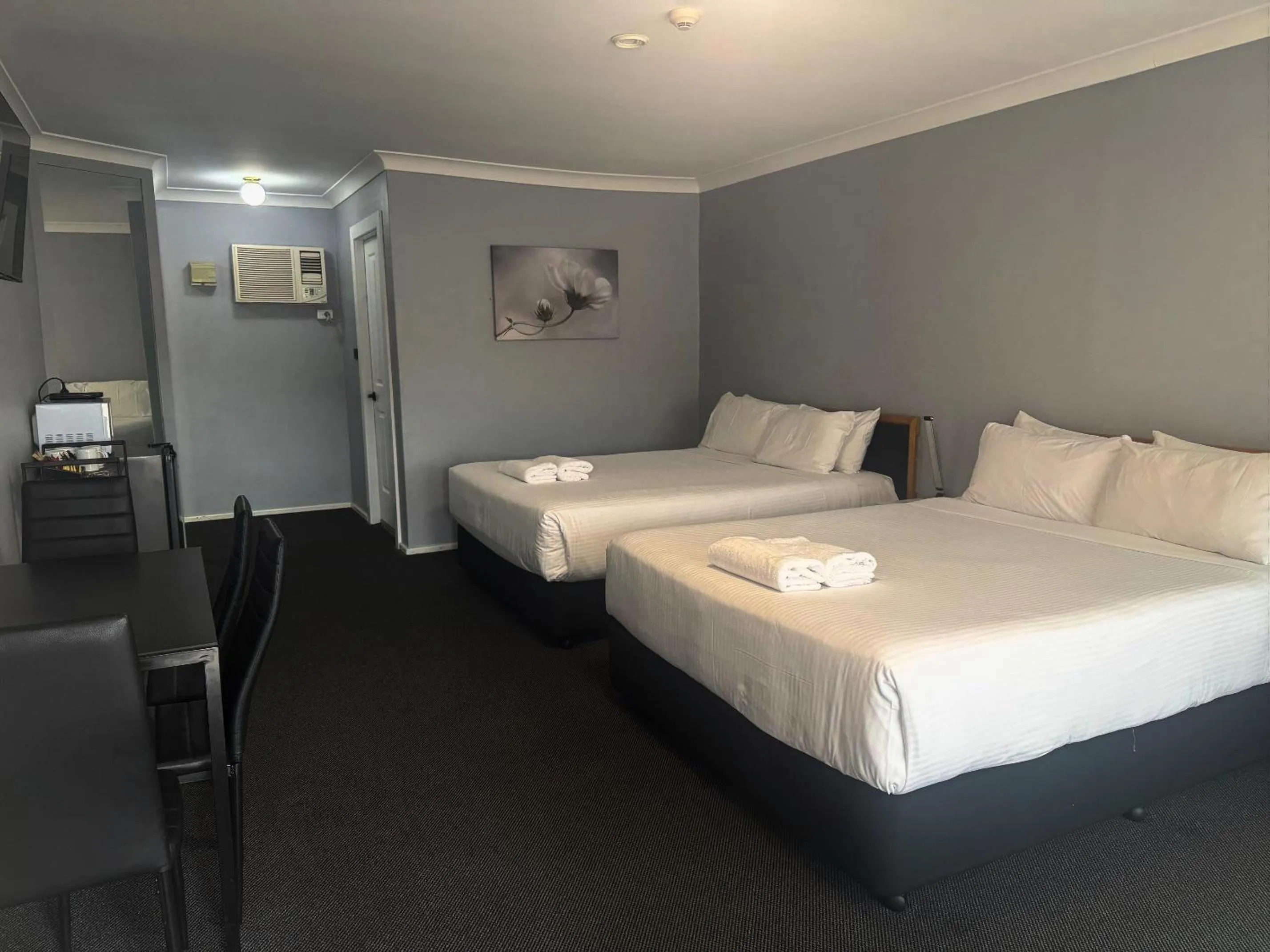 Bed in Old Maitland Inn - Rutherford