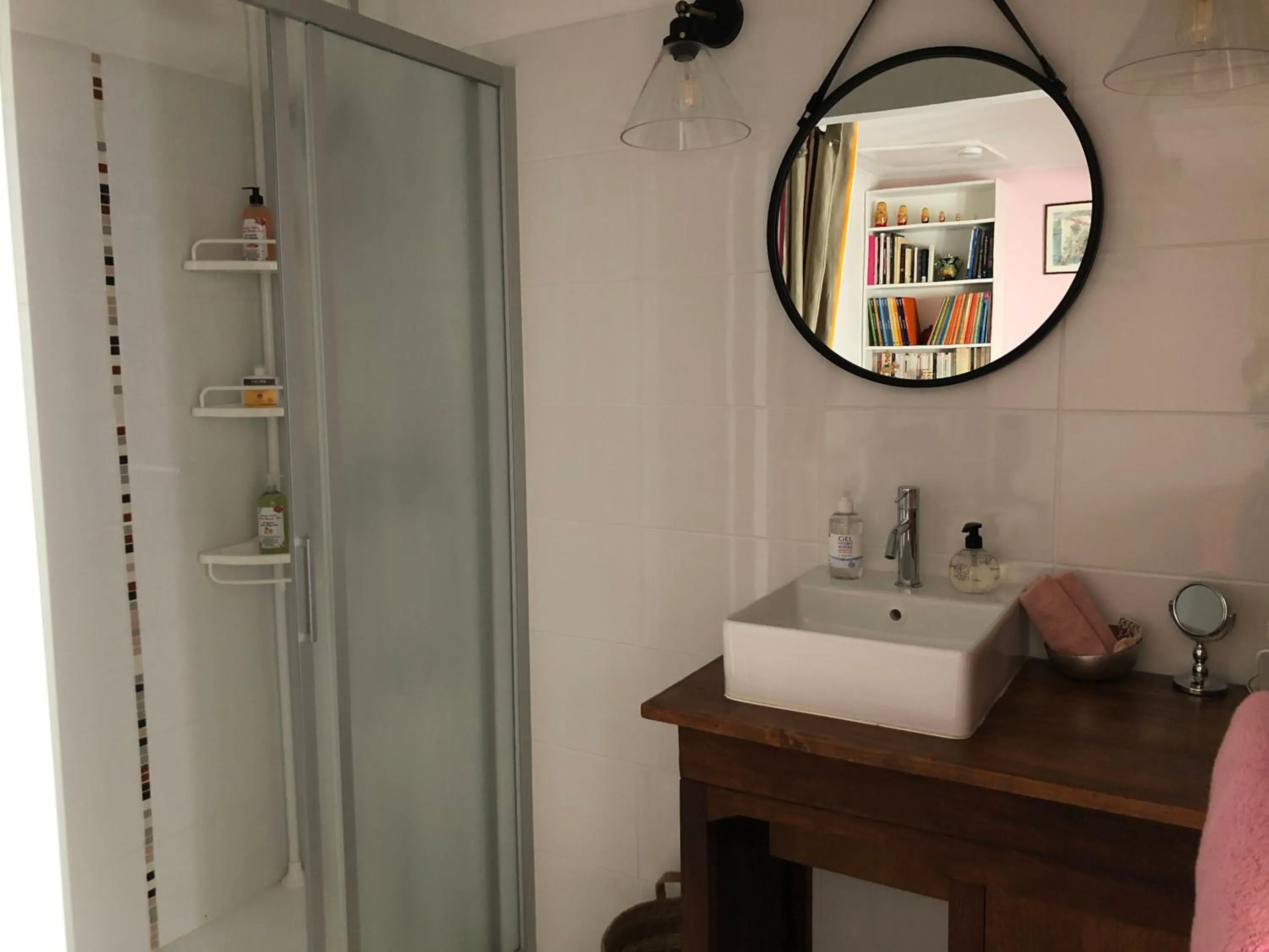 Bathroom in La Croix Blanche