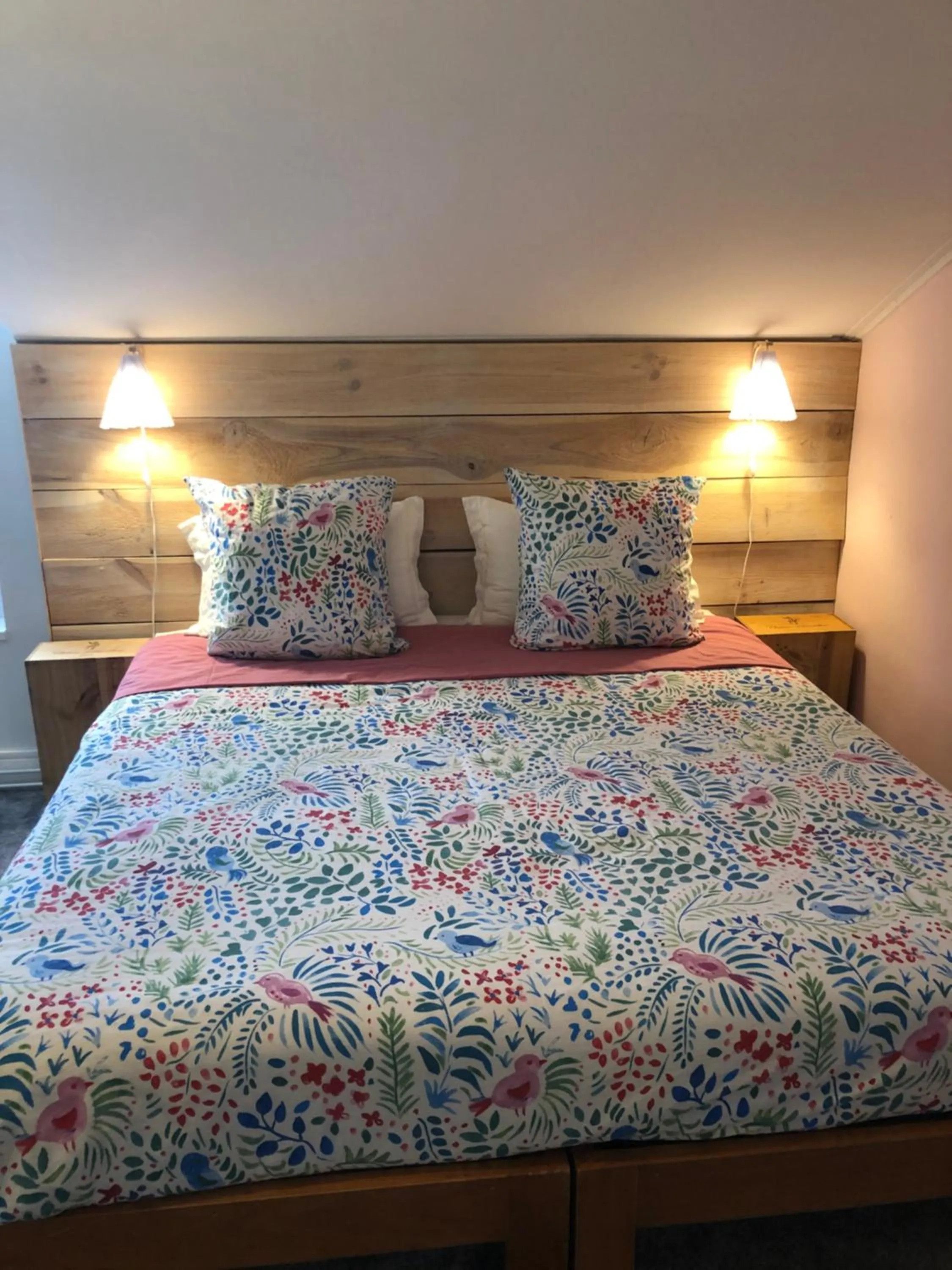 Bed in La Croix Blanche