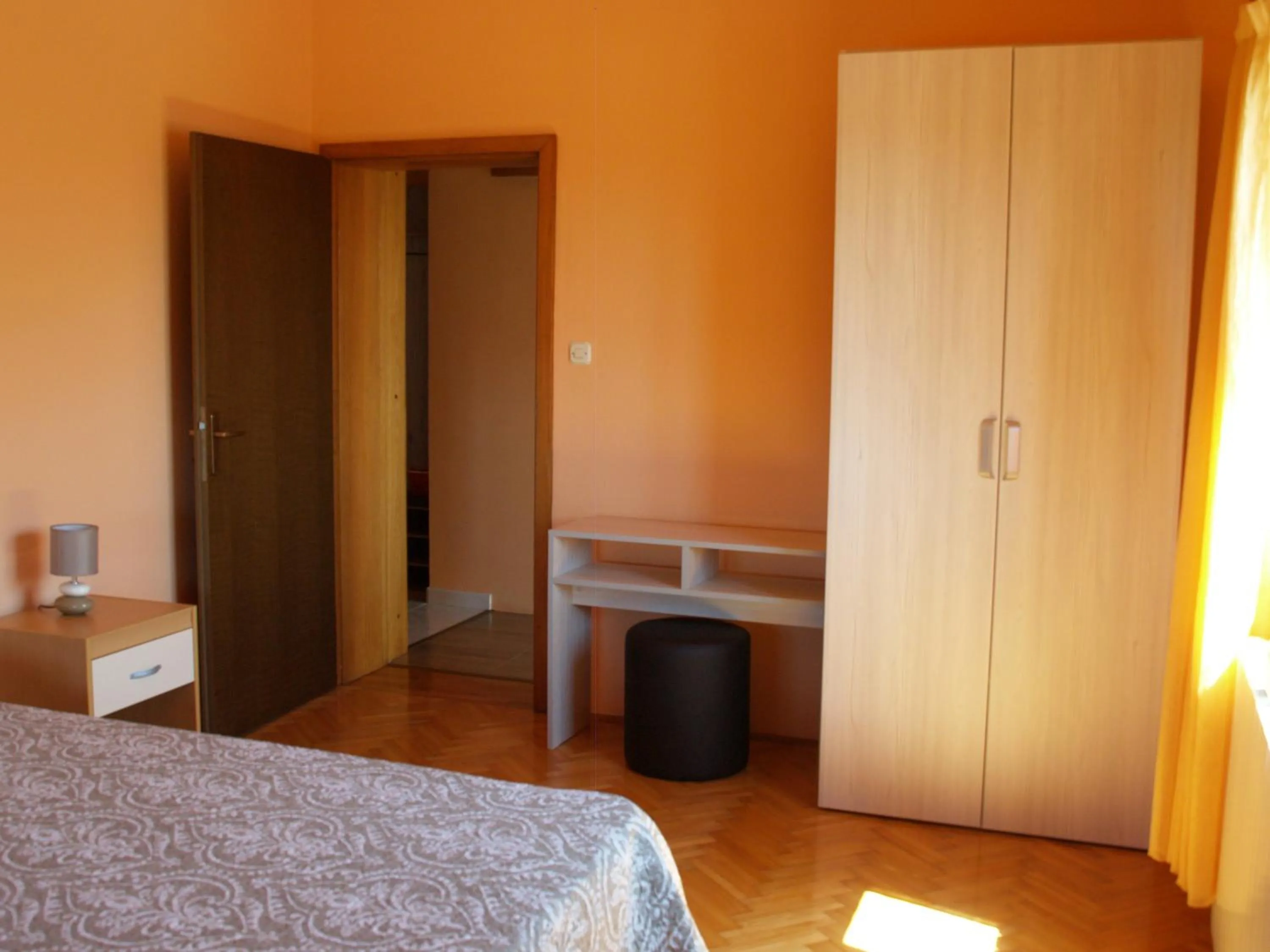 Bedroom, Bed in Apartments Frank