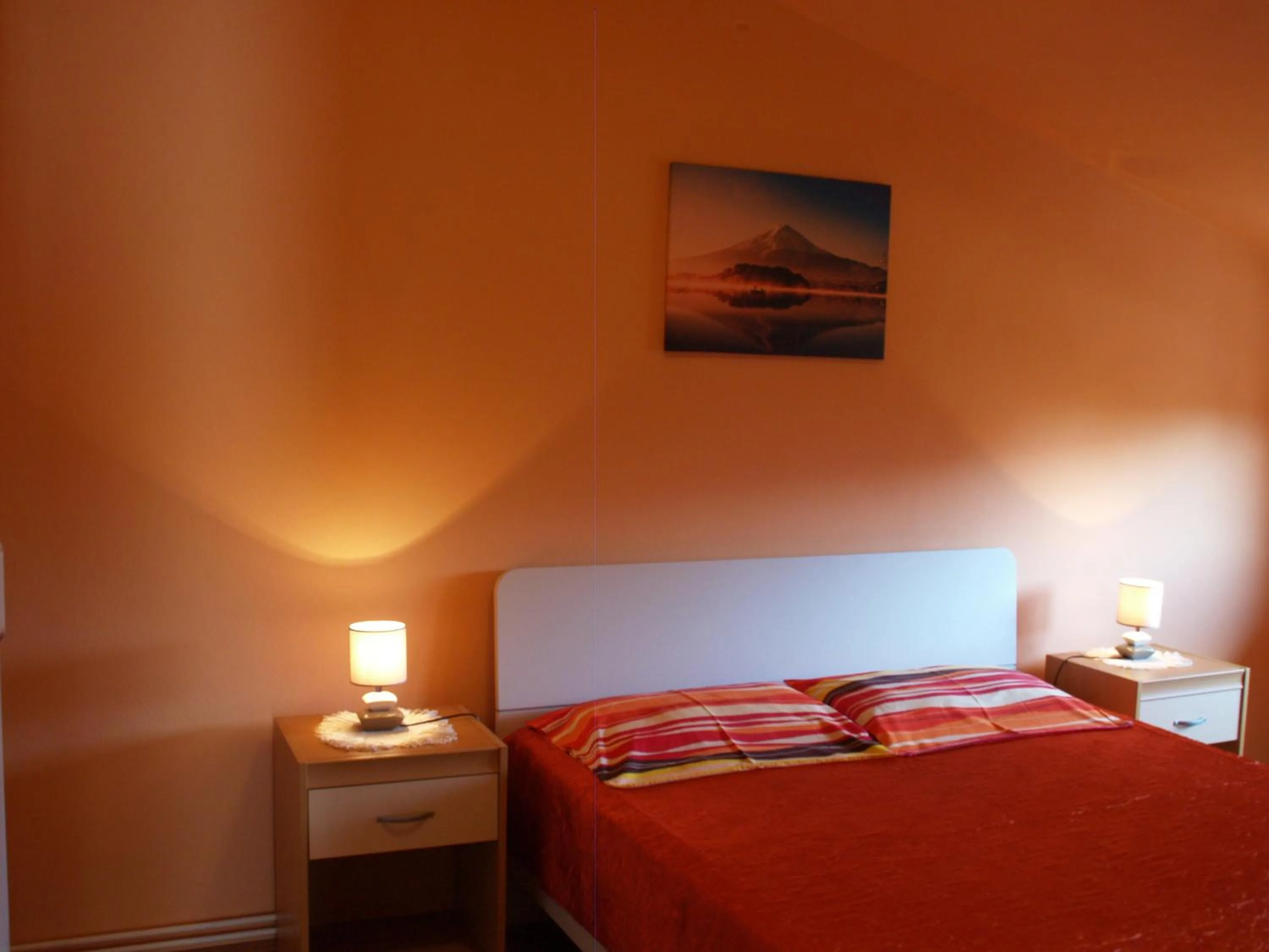 Bedroom, Bed in Apartments Frank