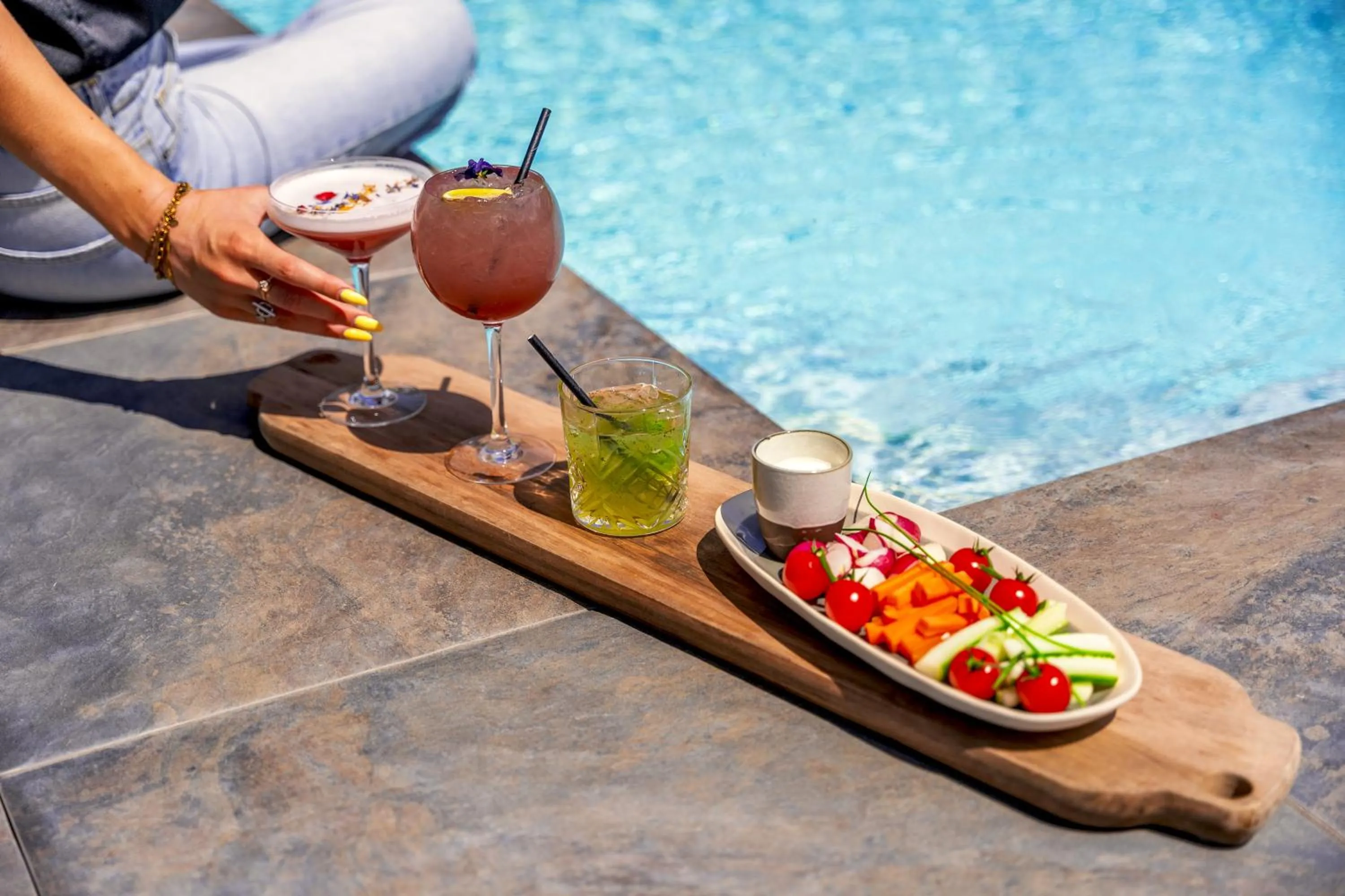 Restaurant/places to eat in Novotel Reims Tinqueux