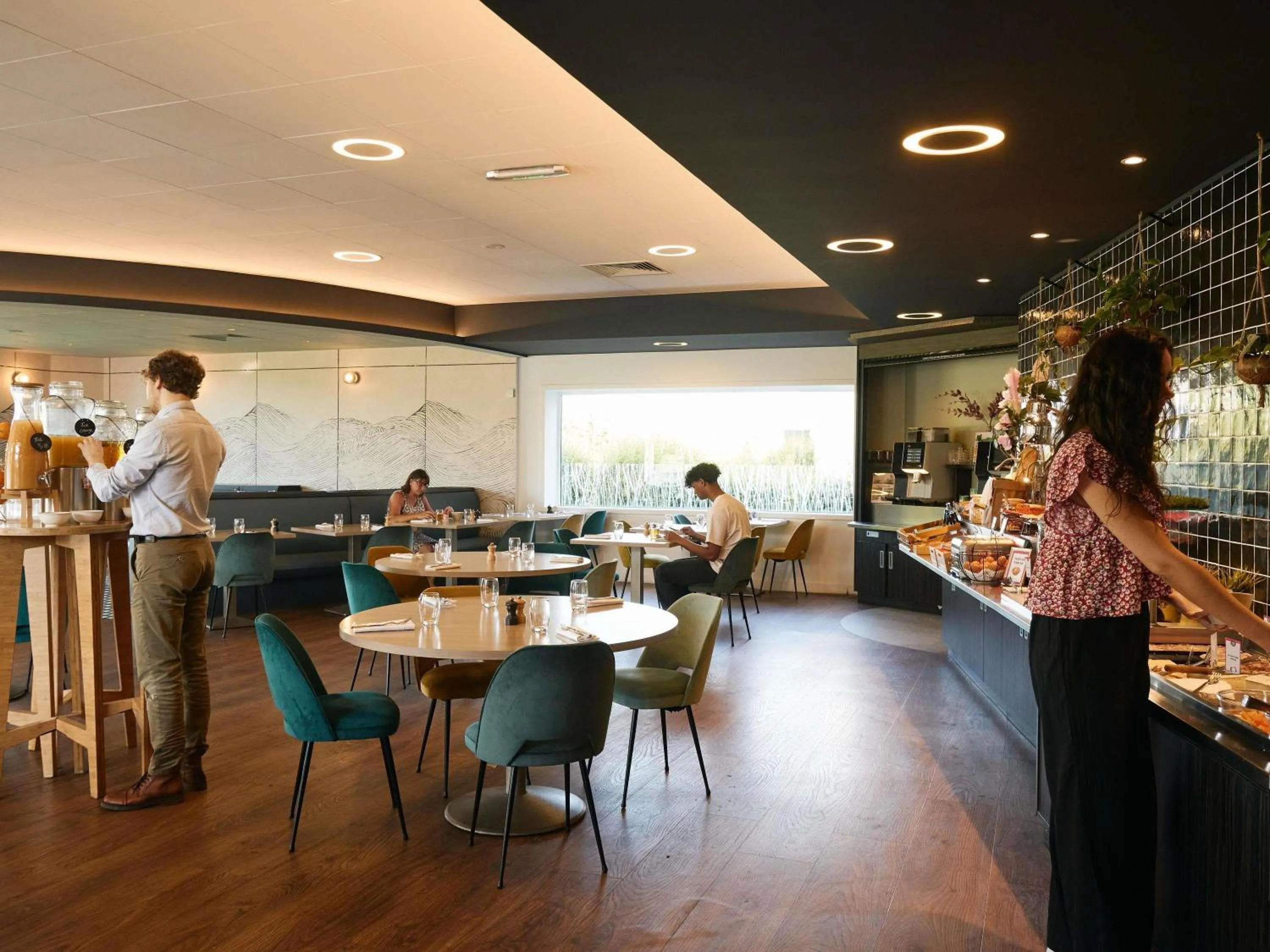 Breakfast in Novotel Reims Tinqueux