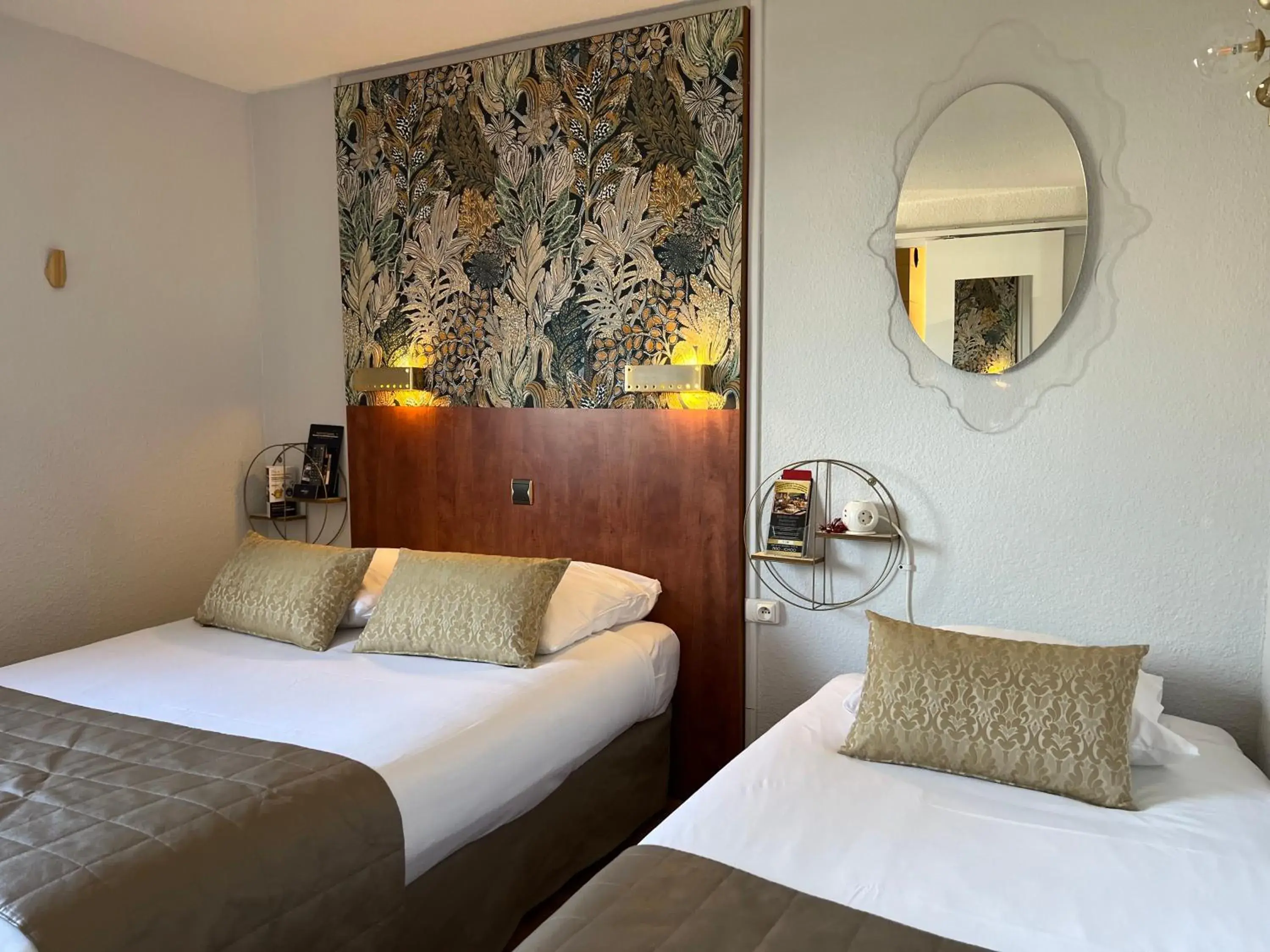 Photo of the whole room, Bed in Hotel Arc-En-Ciel Colmar Contact Hotel Photo of the whole room, Bed in Hotel Arc-En-Ciel Colmar Contact Hotel