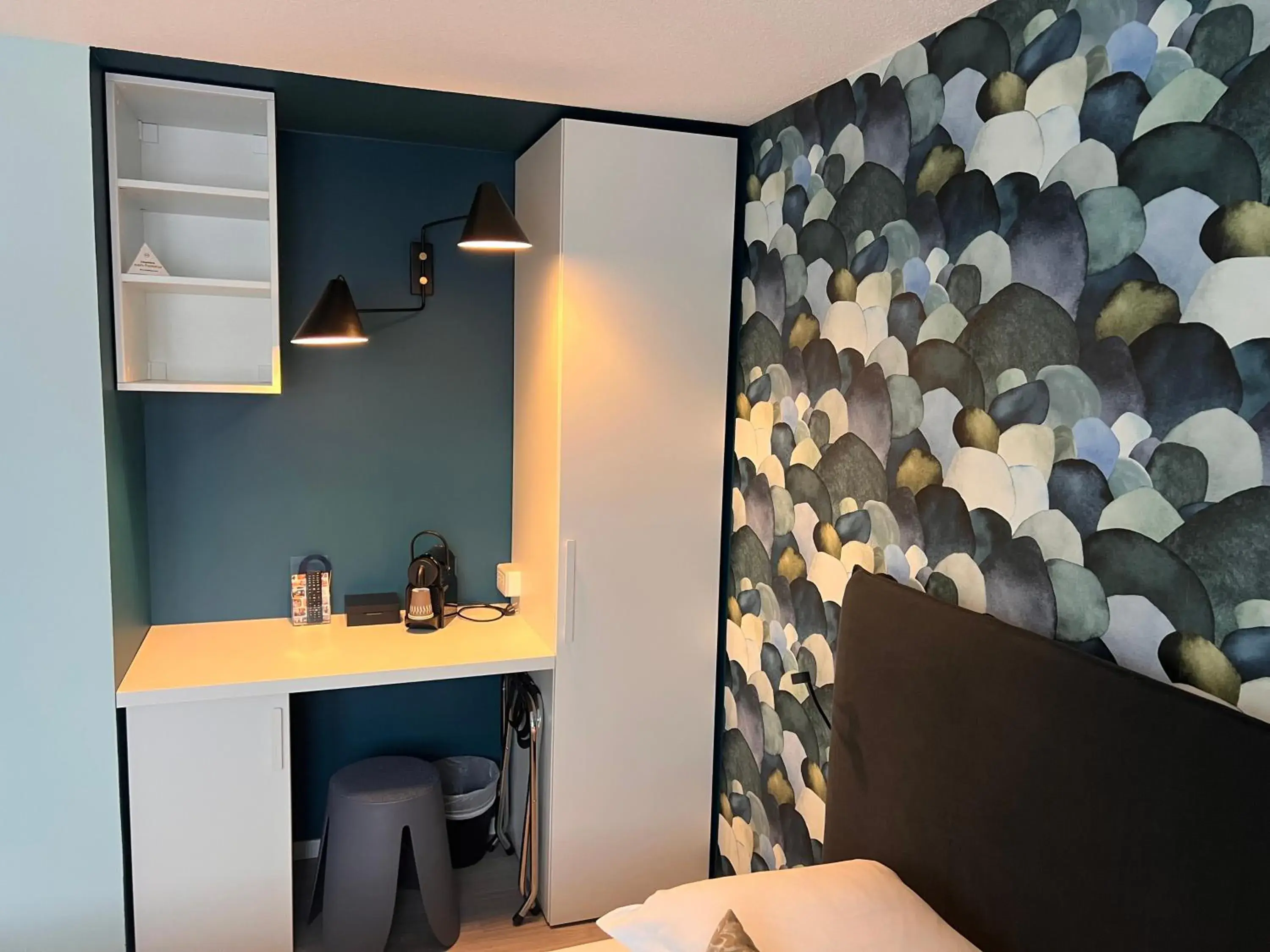 Bed in Hotel Arc-En-Ciel Colmar Contact Hotel Bed in Hotel Arc-En-Ciel Colmar Contact Hotel