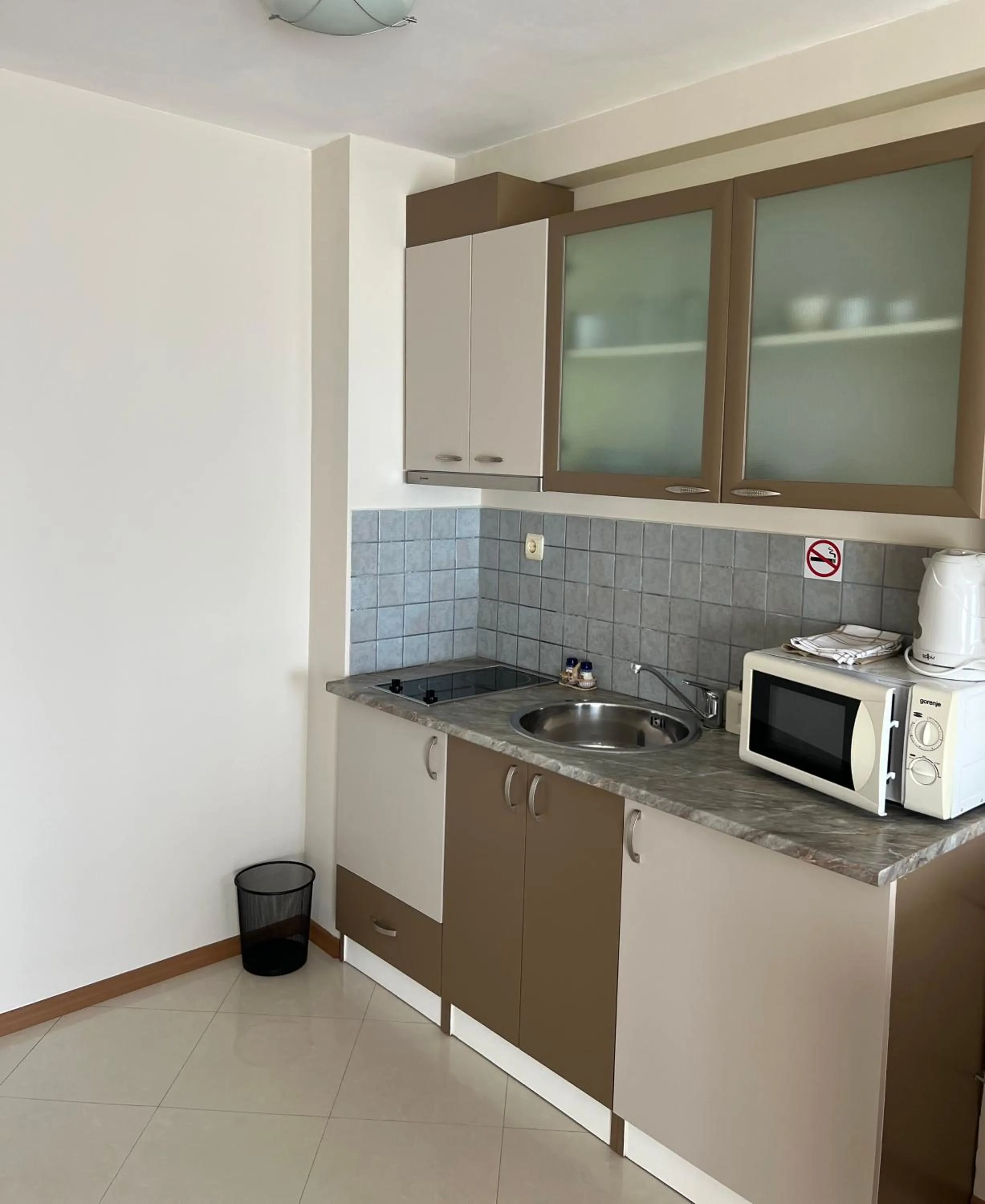 Coffee/tea facilities in Family Hotel Milev