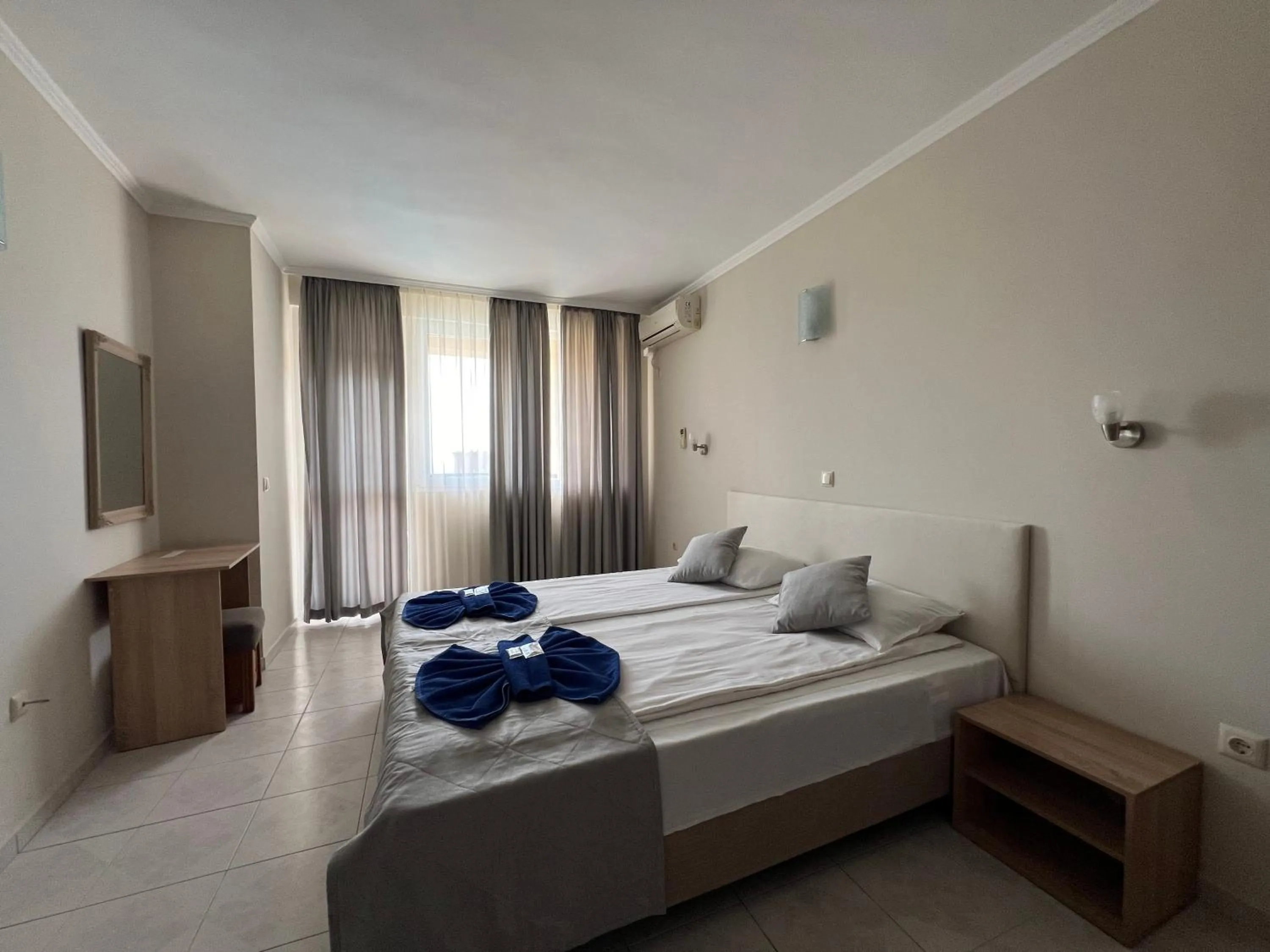 Bed in Family Hotel Milev