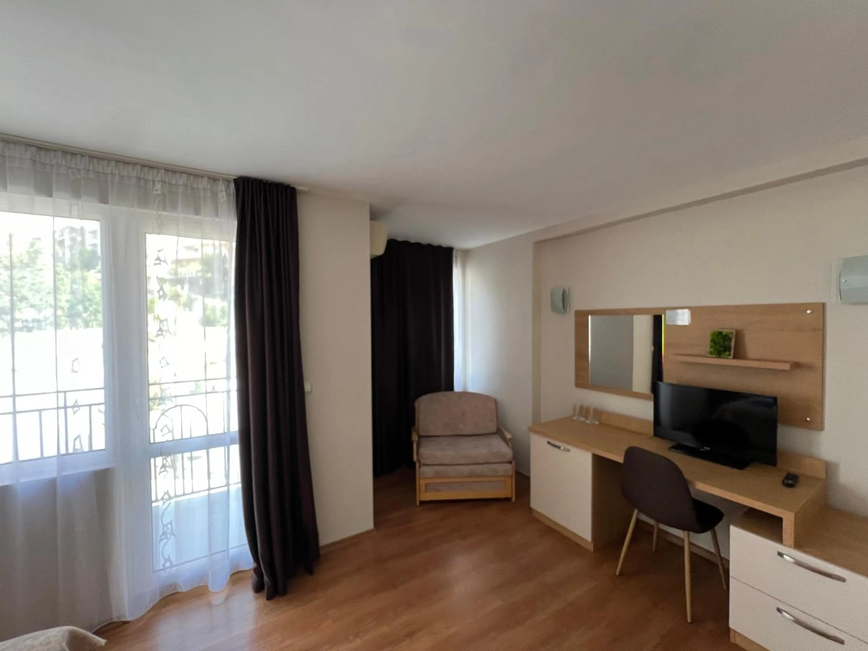 TV and multimedia in Family Hotel Milev