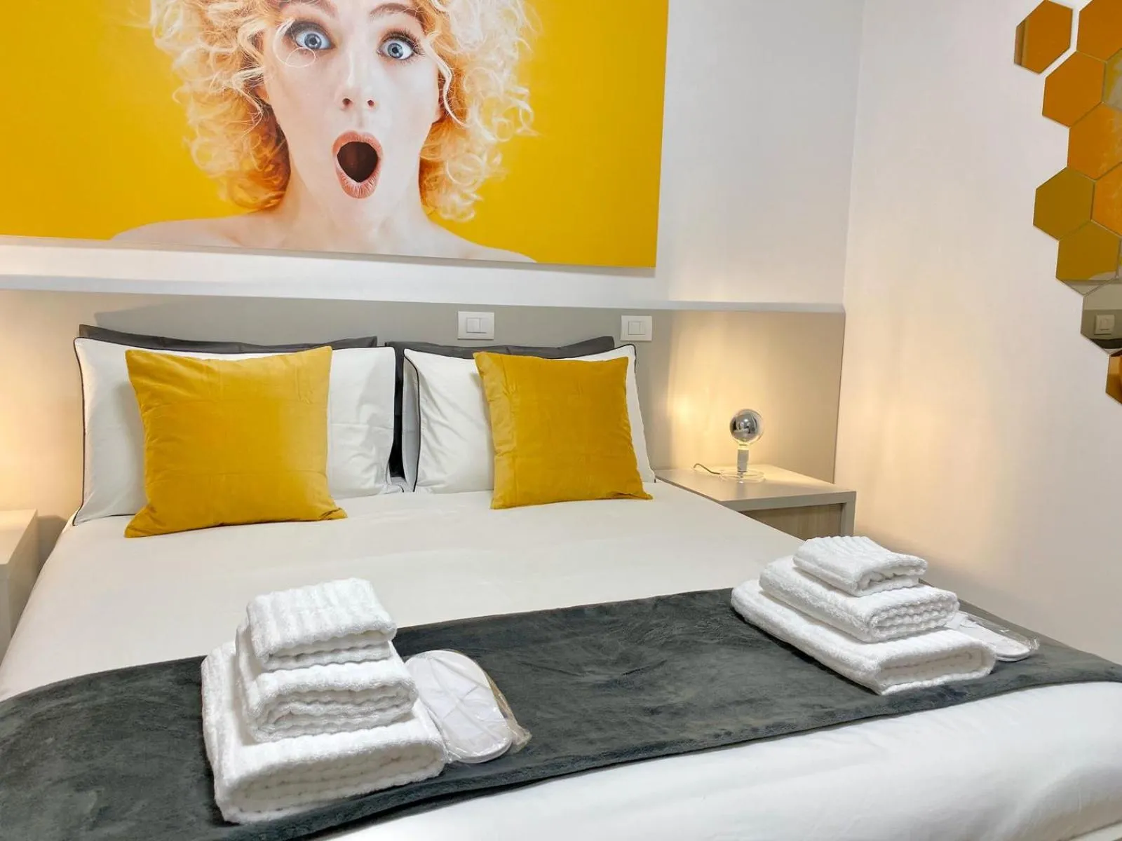 Bed in BeeApartments