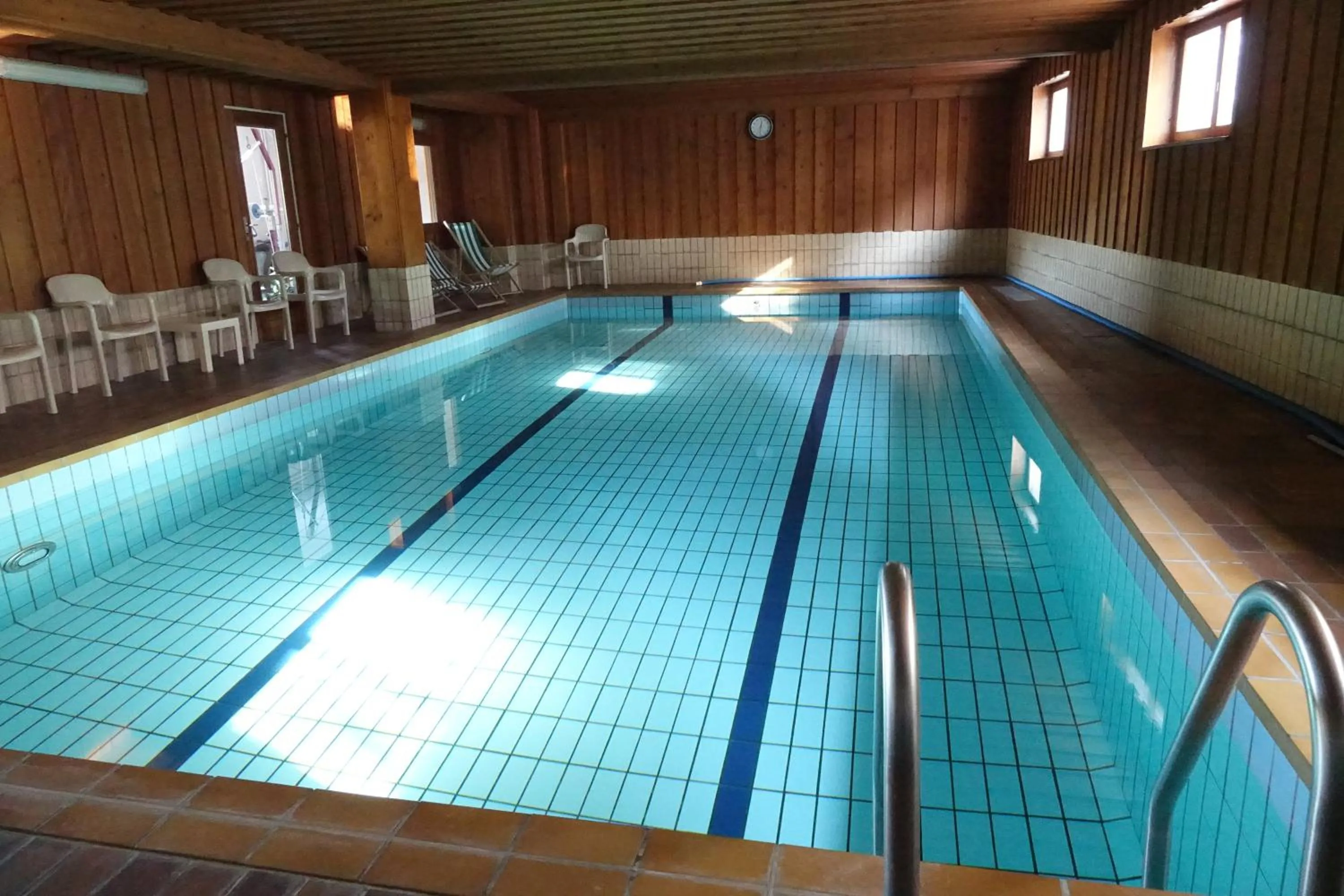 Swimming pool in Hotel-Spa & Restaurant Logis Domaine Langmatt