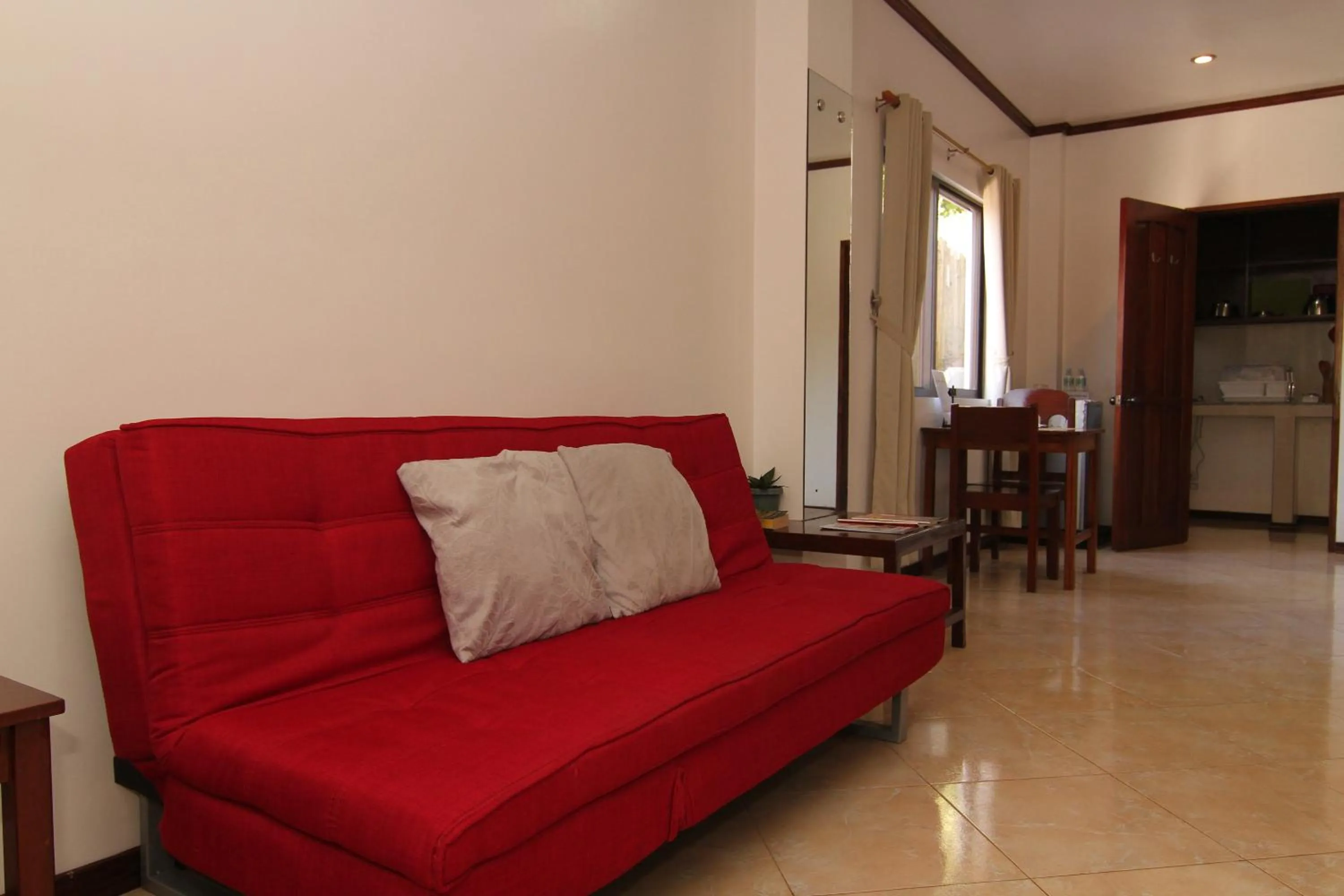 Living room in Greenyard Inn