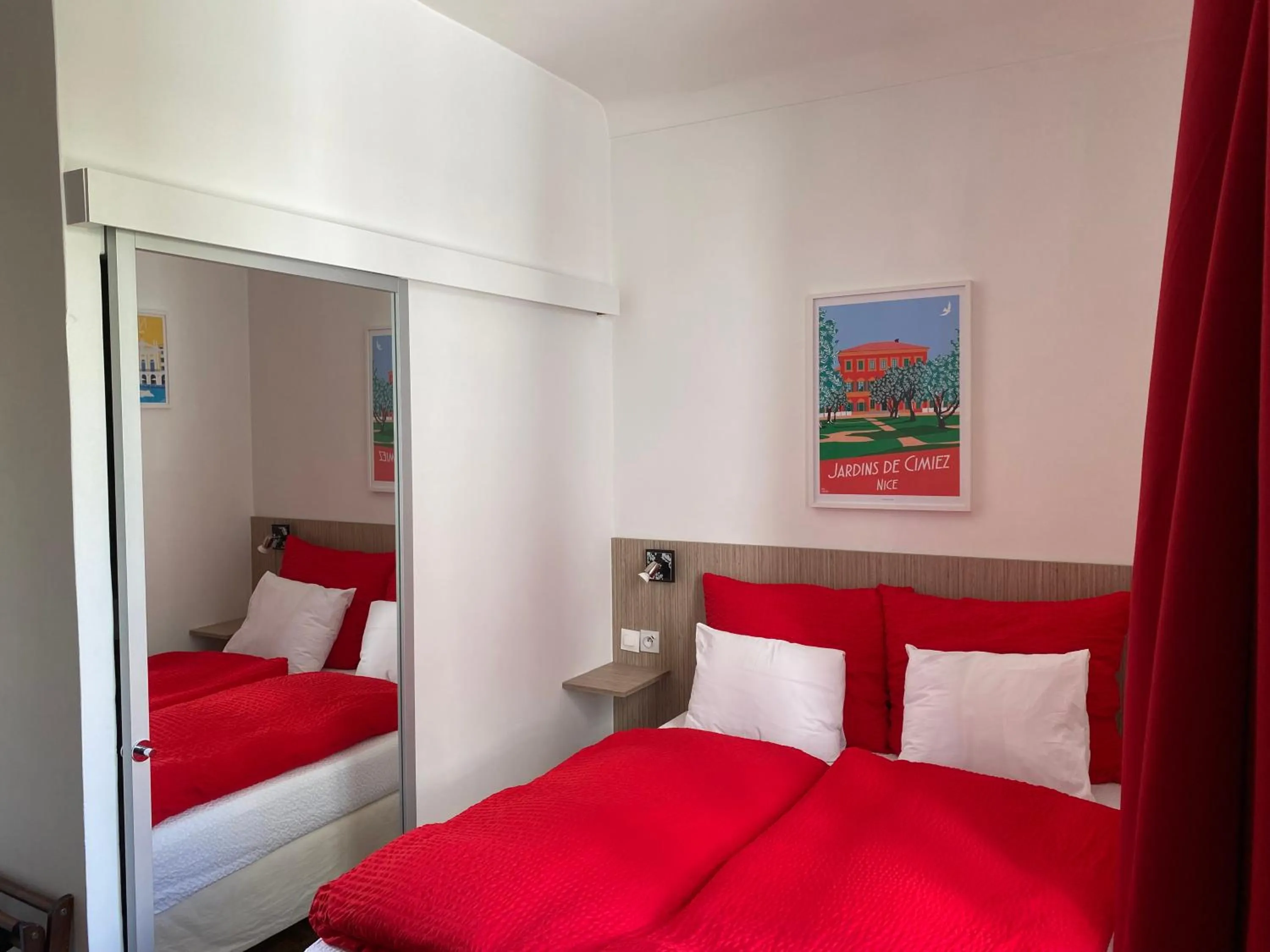 Bedroom, Bed in Logis Hôtel Villa Victorine