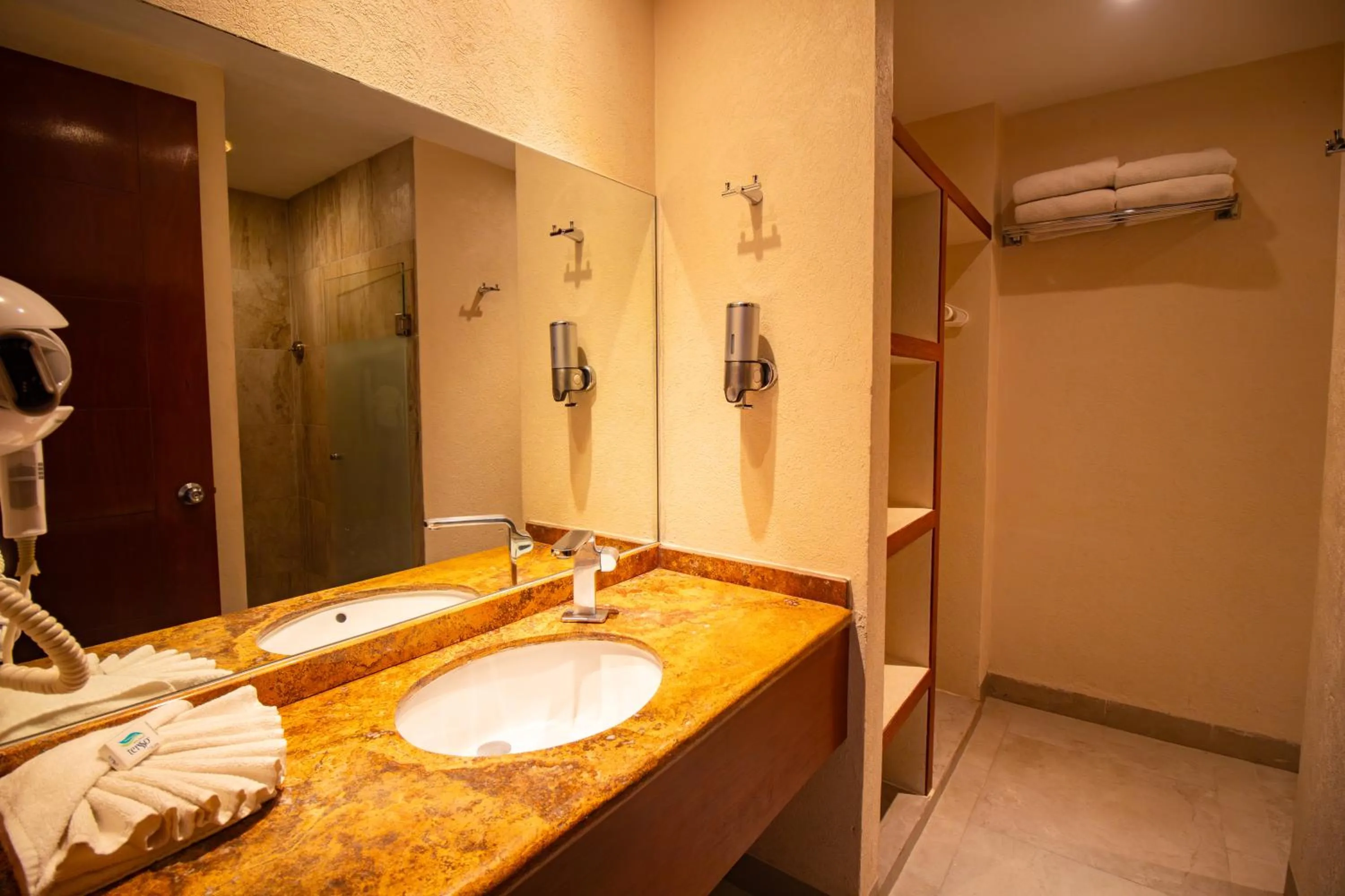 Mishol Bodas Hotel & Beach Club Acapulco Diamante