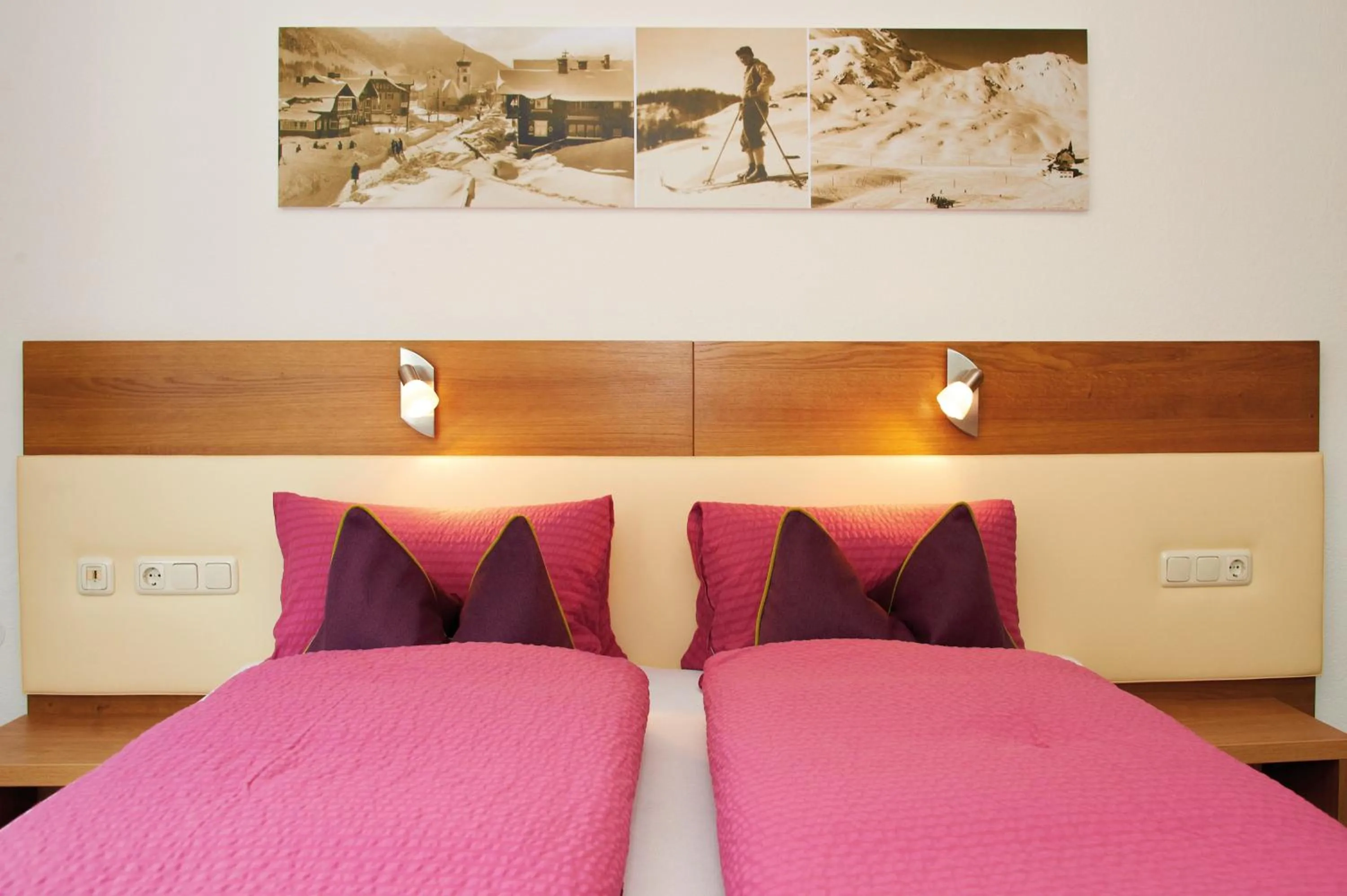 Photo of the whole room, Bed in Haus Markus Strolz