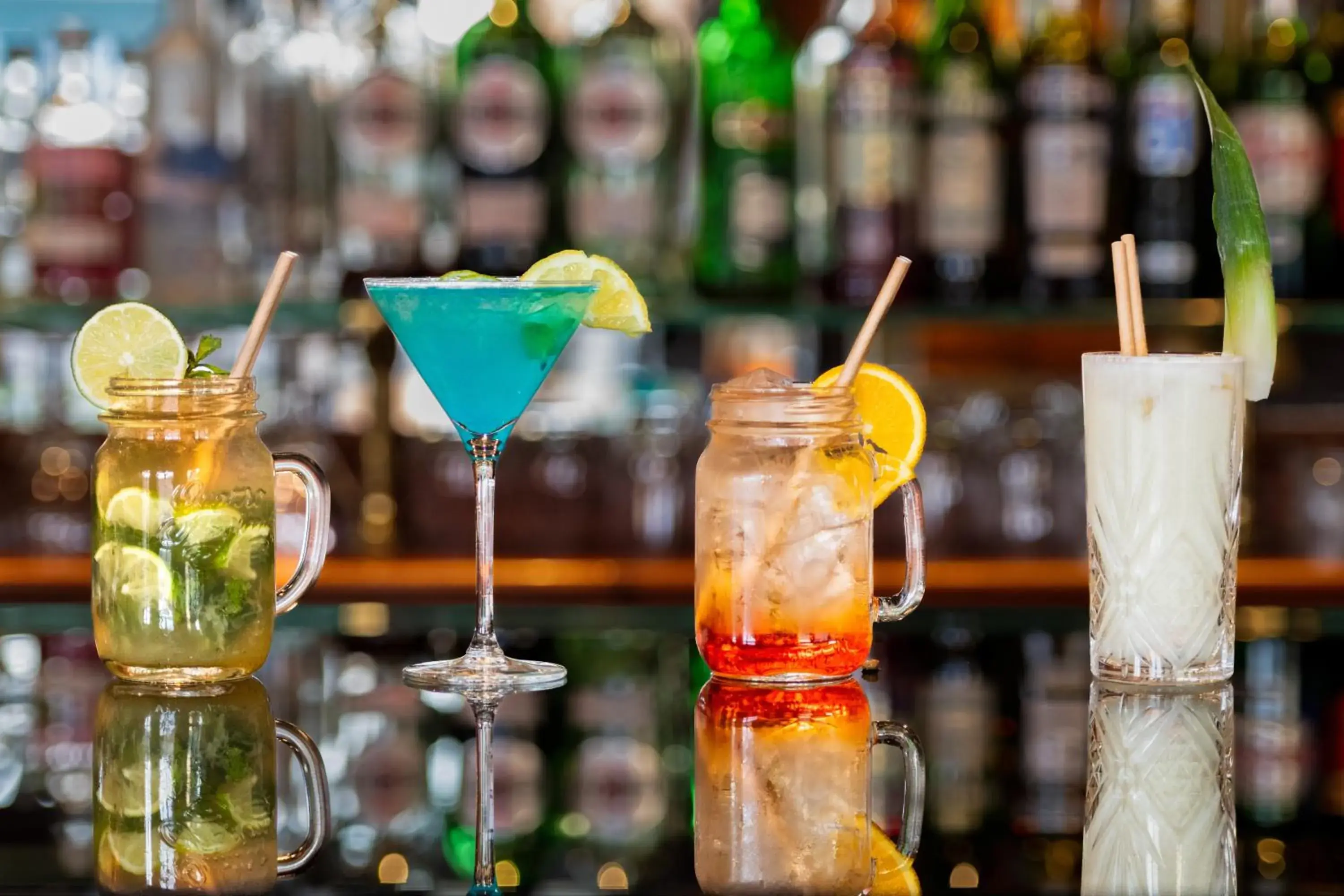 Lounge or bar in Mercure Lyon Centre Château Perrache Lounge or bar in Mercure Lyon Centre Château Perrache