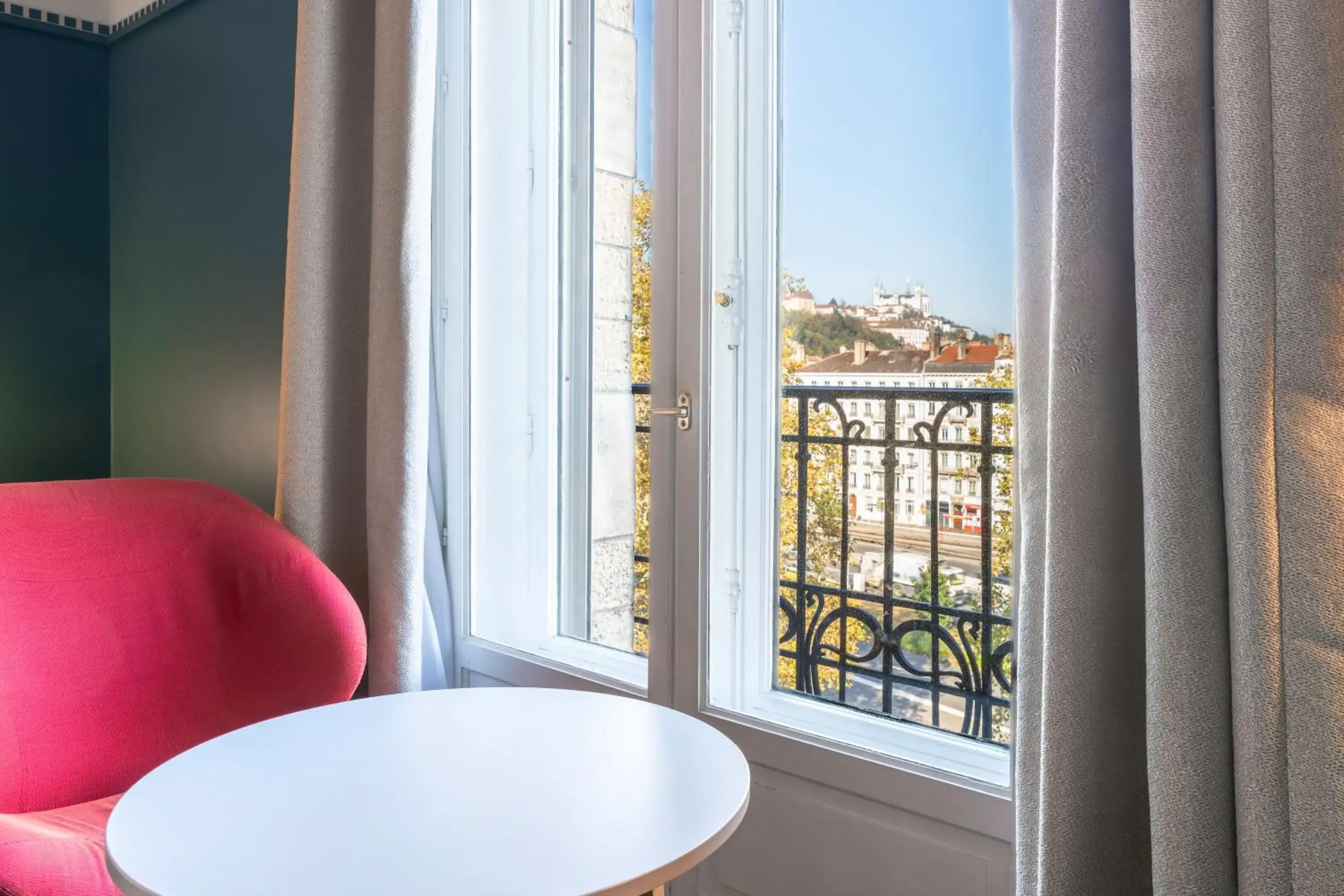 View (from property/room) in Mercure Lyon Centre Château Perrache View (from property/room) in Mercure Lyon Centre Château Perrache