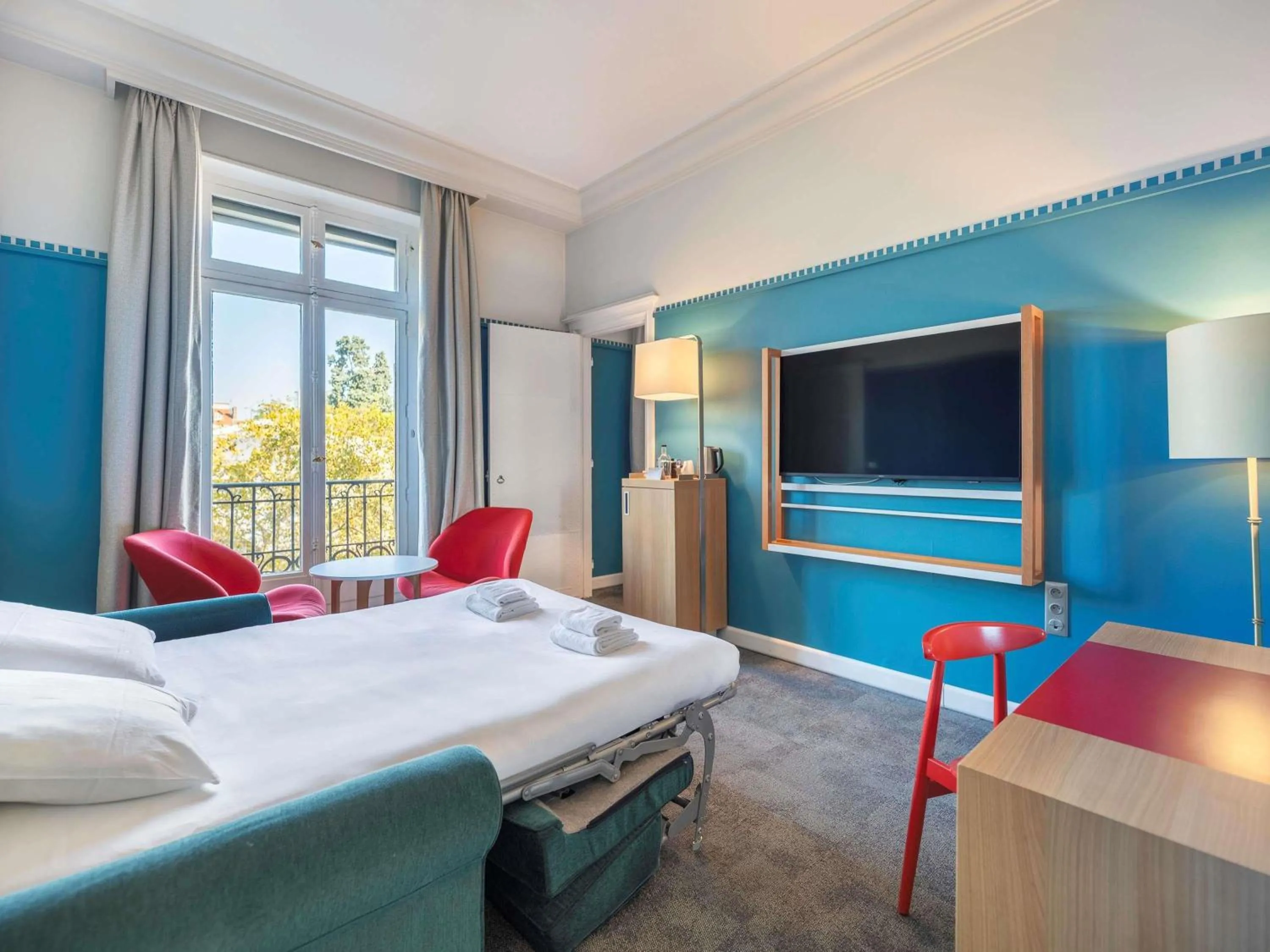 Bedroom, Bed in Mercure Lyon Centre Château Perrache