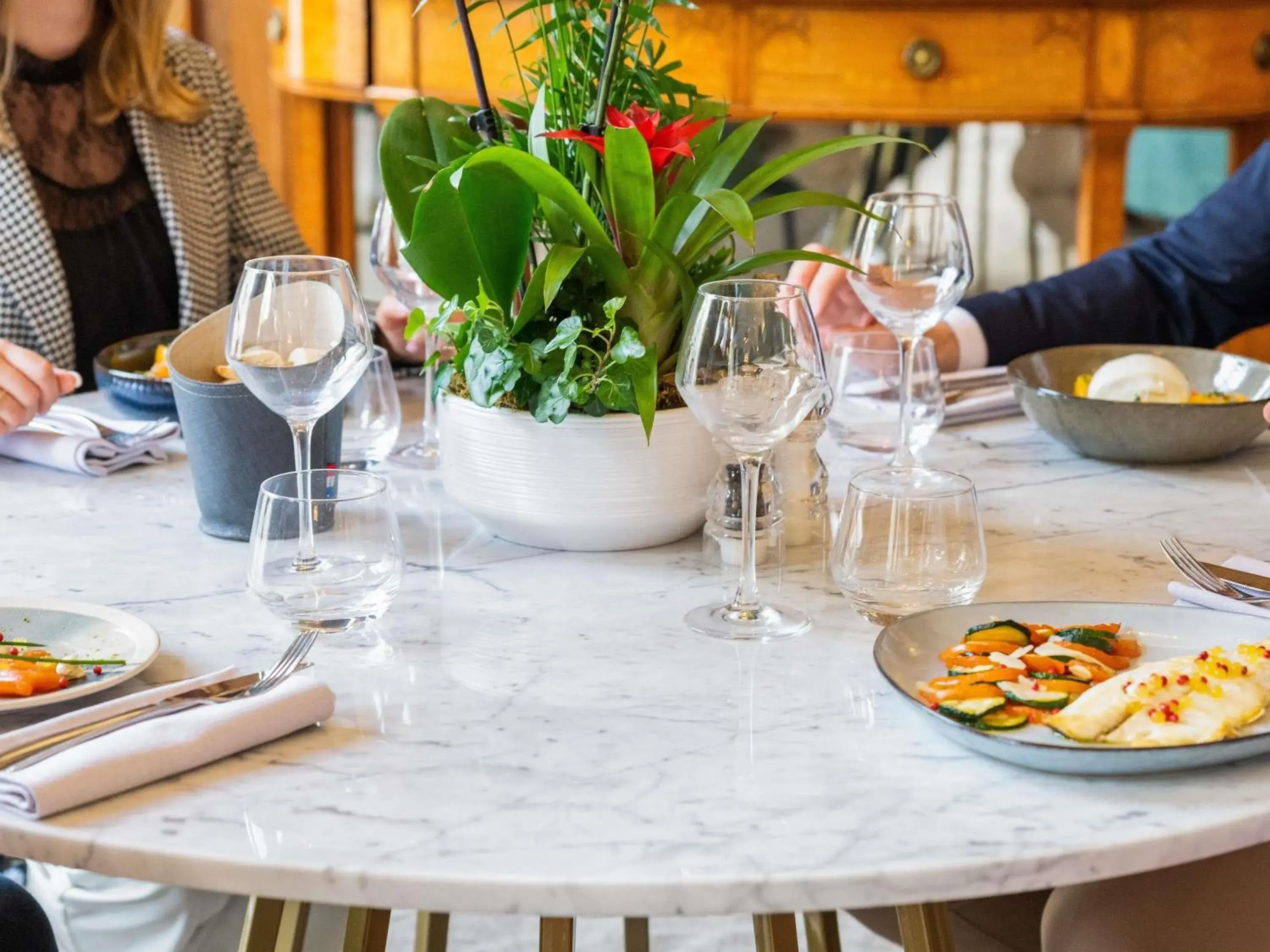 Restaurant/places to eat in Mercure Lyon Centre Château Perrache Restaurant/places to eat in Mercure Lyon Centre Château Perrache