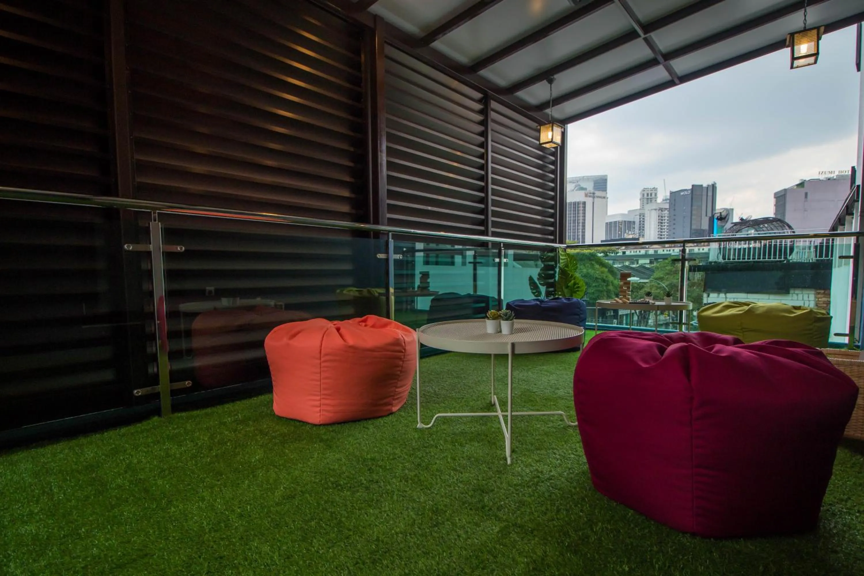 Balcony/Terrace in Hexa Hotel & Backpackers Capsules Bukit Bintang