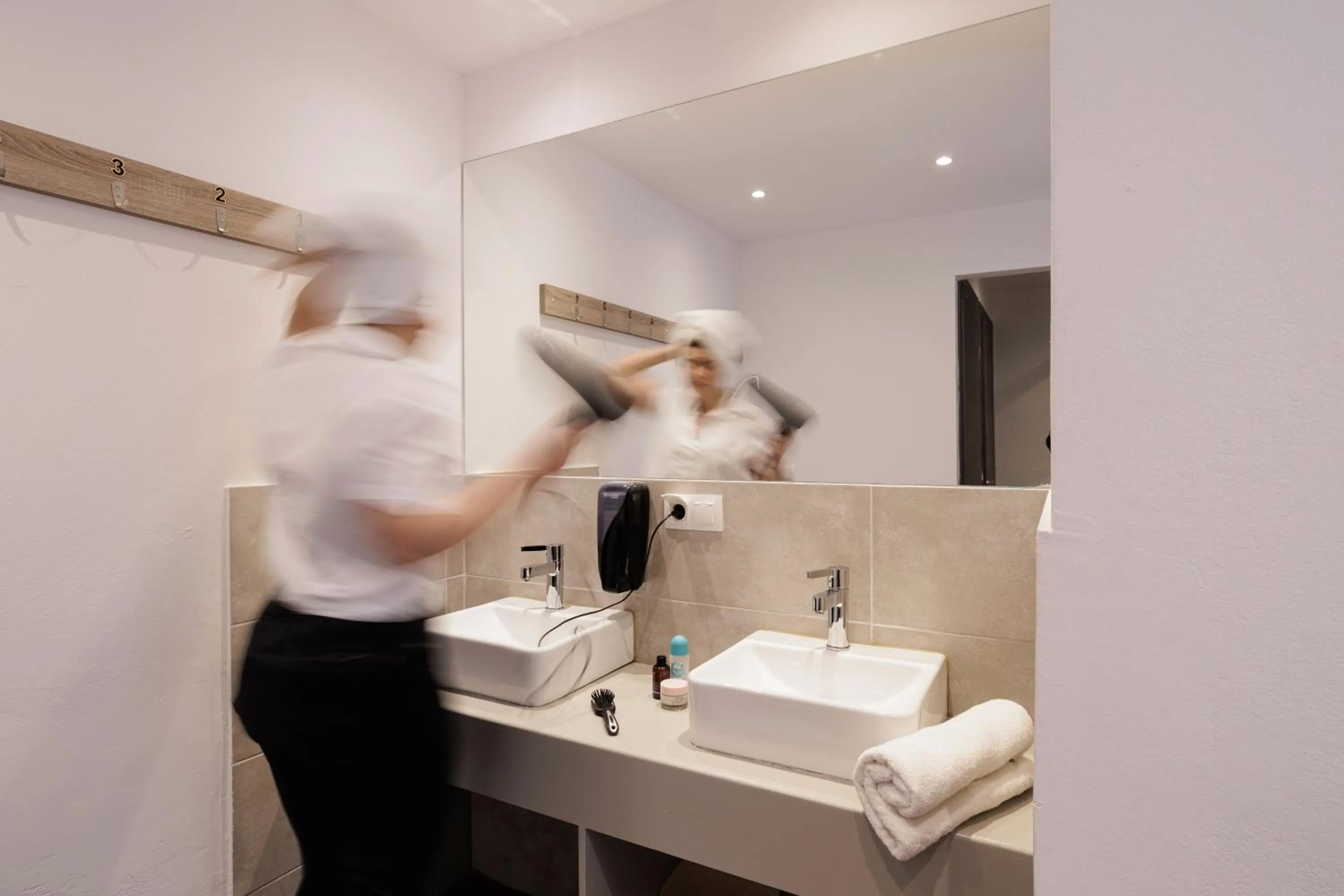 Bathroom in Local Hostel & Suites