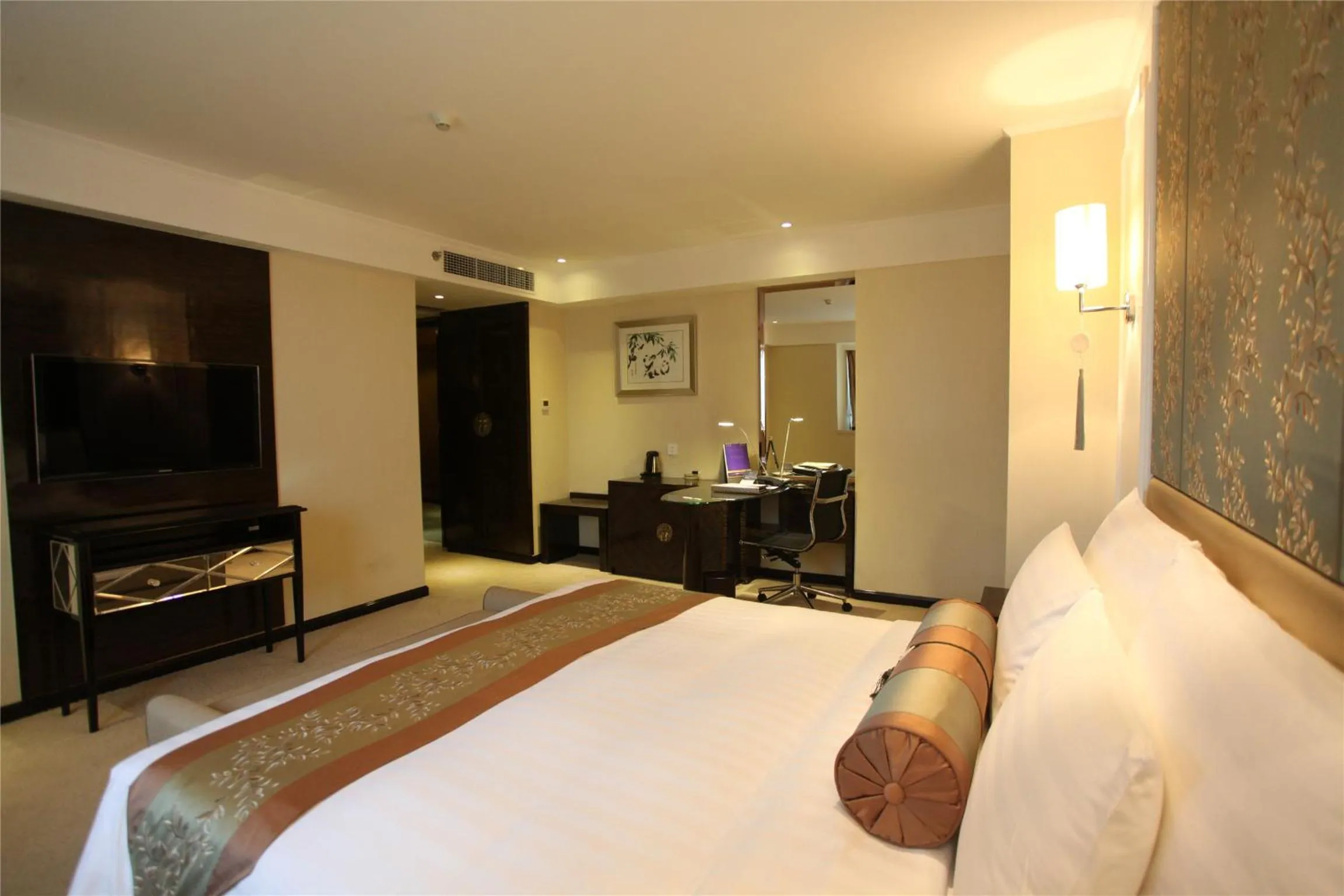 Bedroom, Bed in Dorsett Chengdu