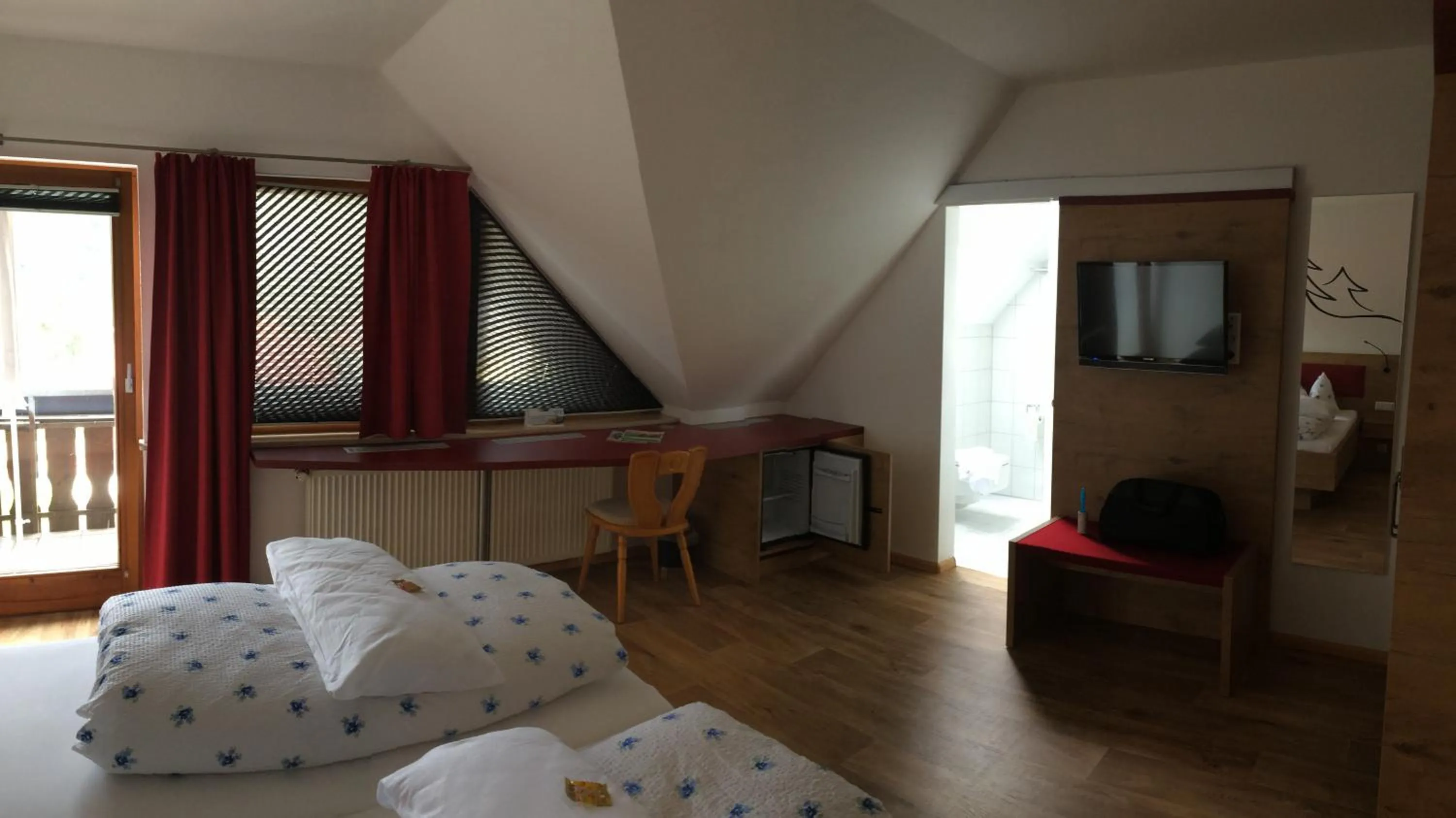 Bed in Gasthof Richebächli