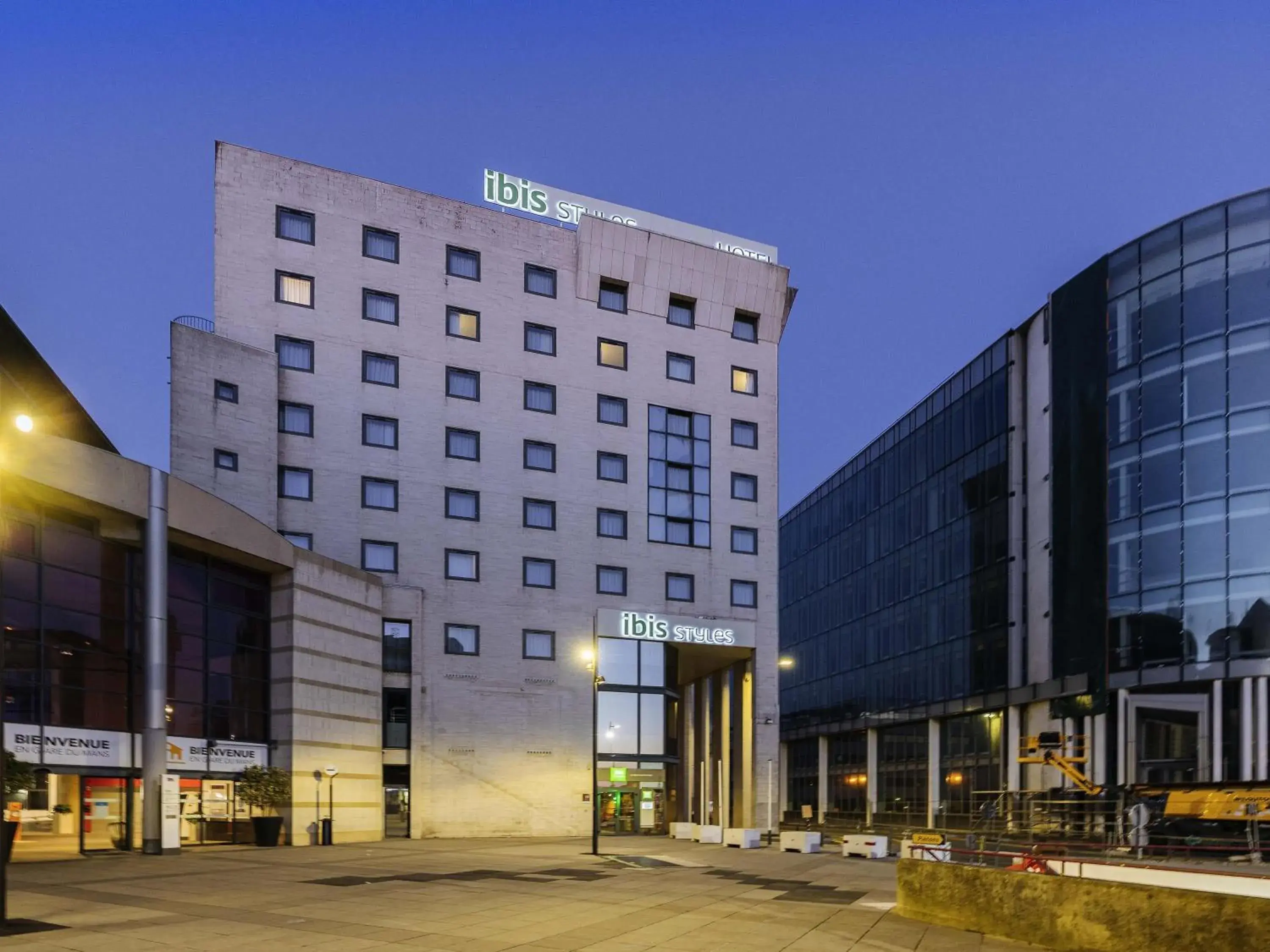 Property building in ibis Styles Le Mans Gare Sud Property building in ibis Styles Le Mans Gare Sud