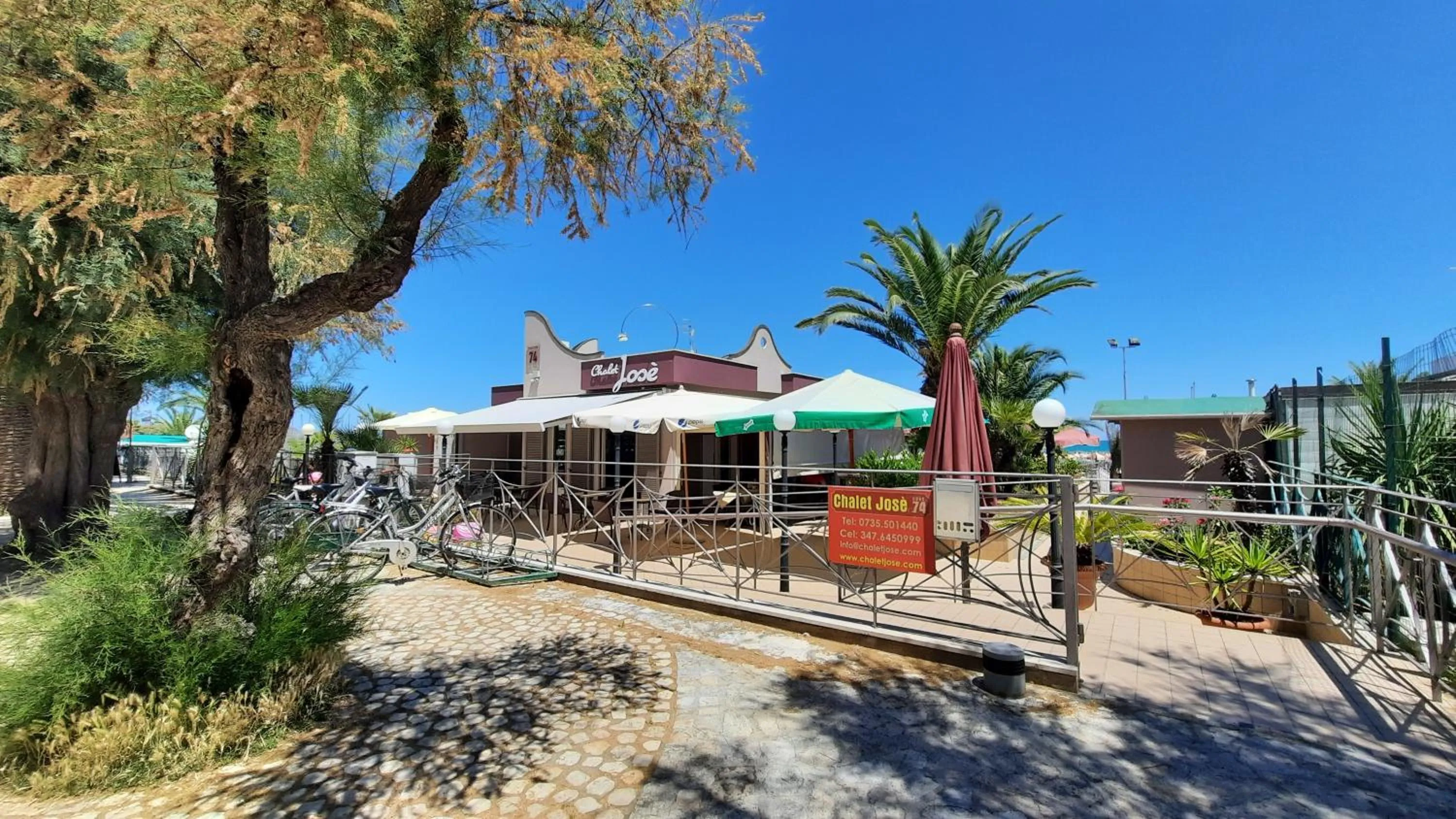 Restaurant/places to eat in Hotel Pineta