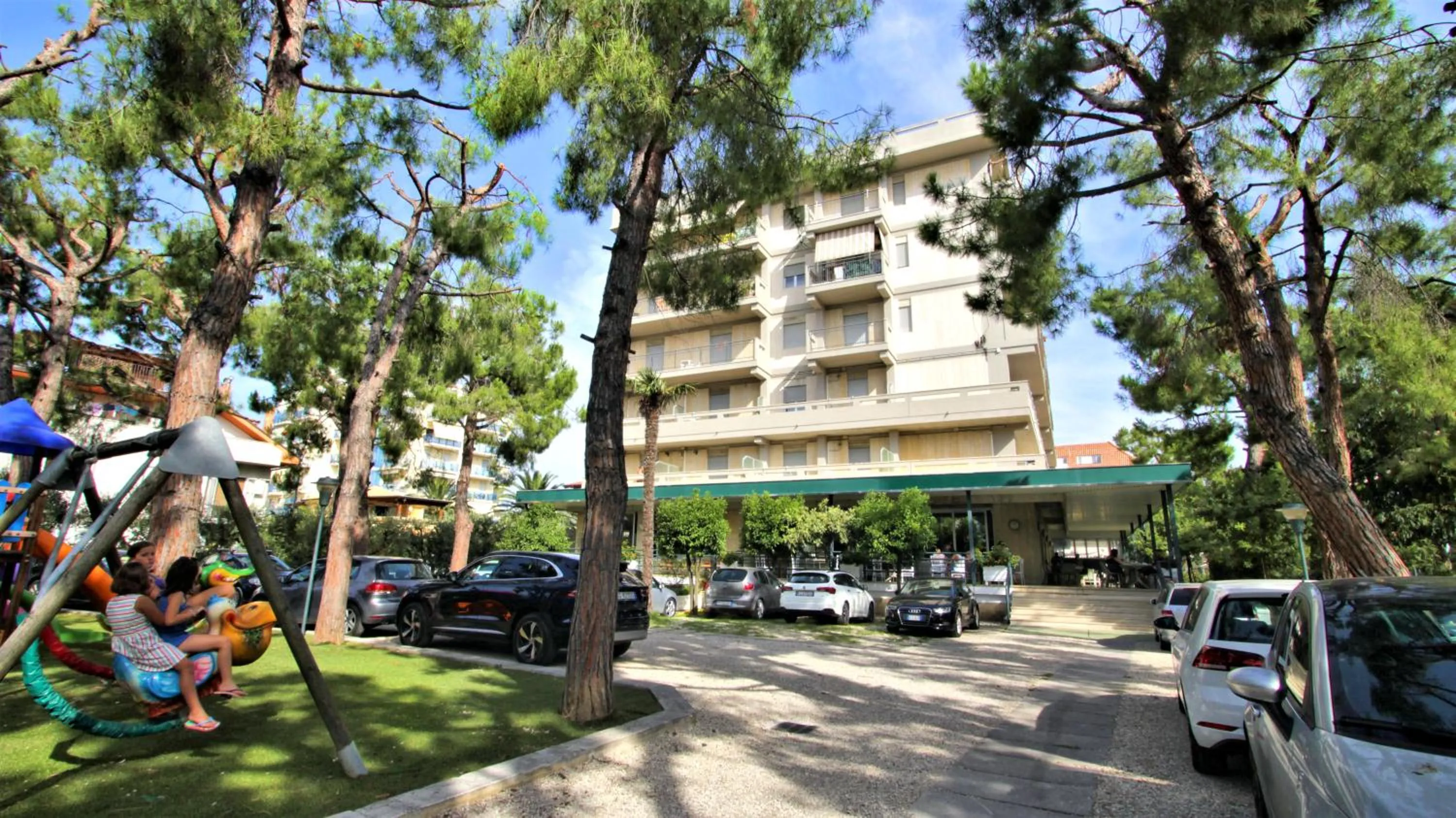 Property building in Hotel Pineta