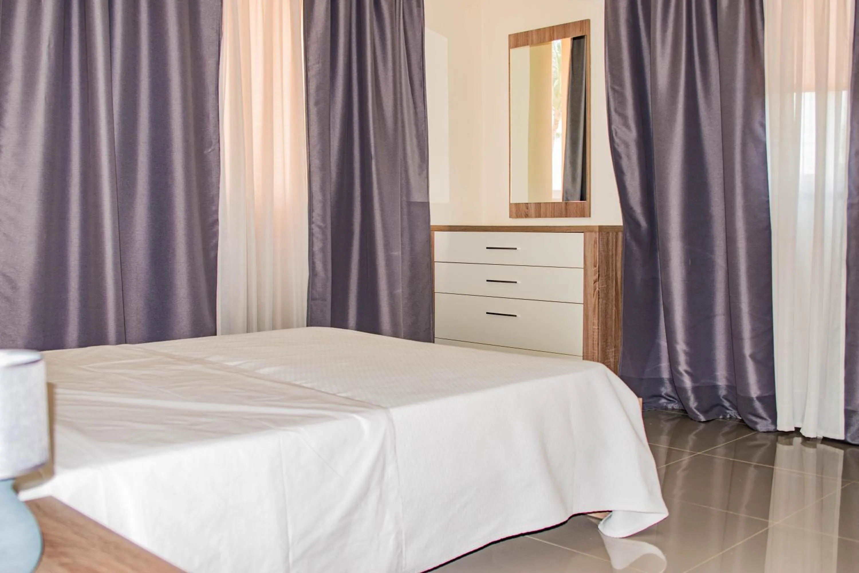 Bedroom, Bed in Hotel Vitoria