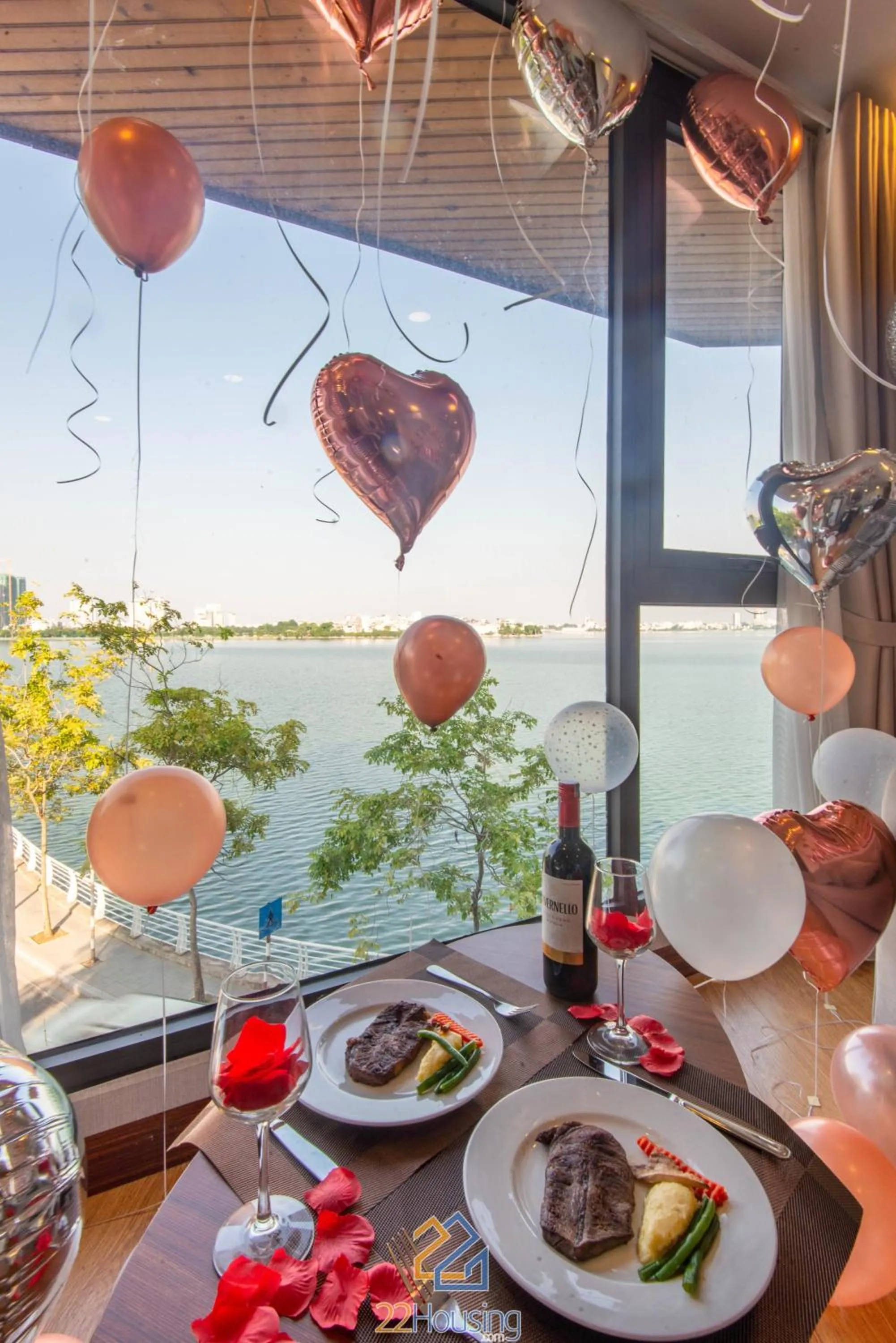 Natural landscape in 22Land Moon West Lake