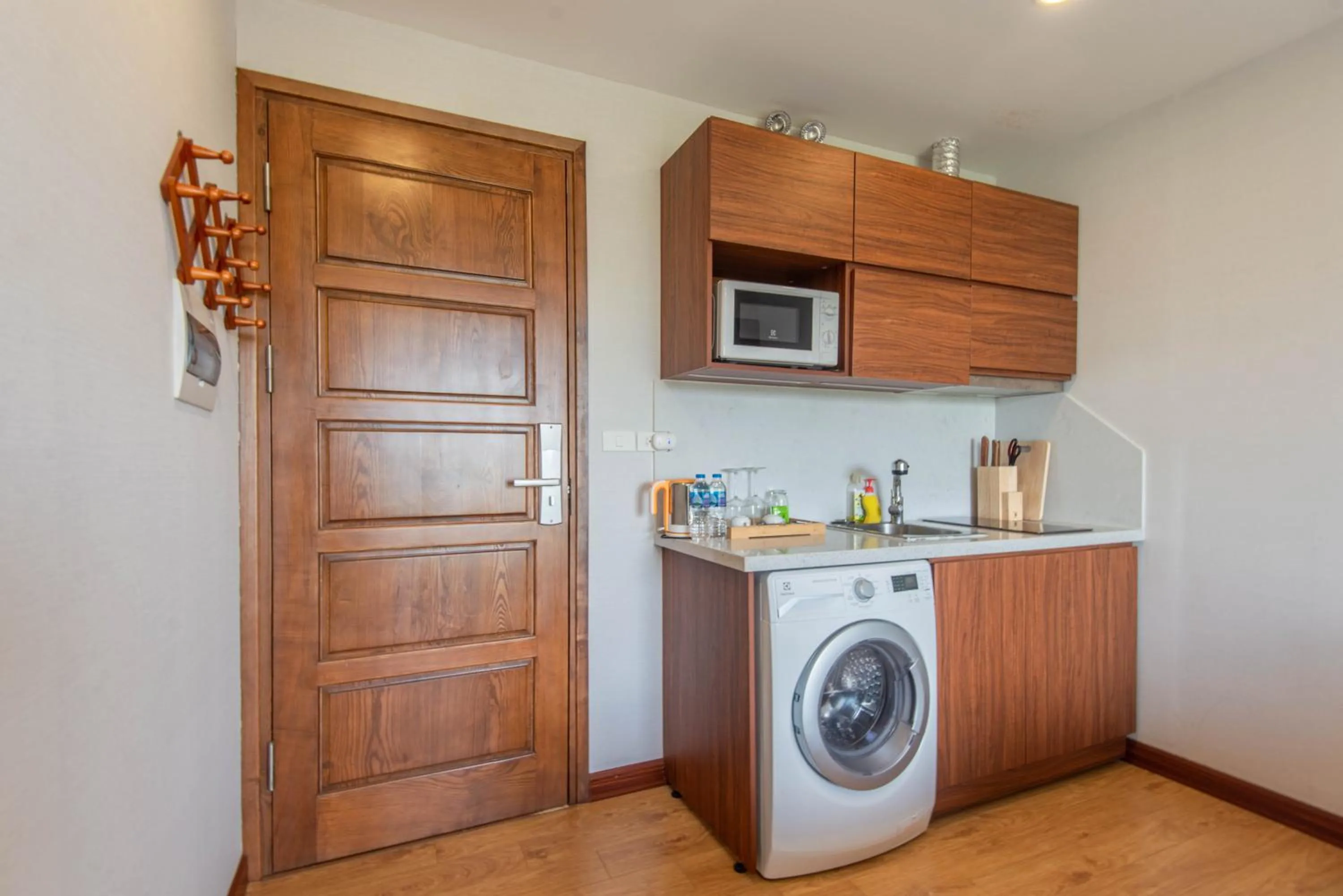 Coffee/tea facilities in 22Land Moon West Lake