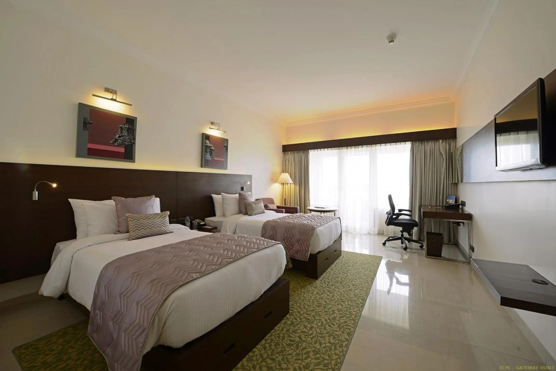 Bedroom, Bed in Hotel Naveen Lakeside